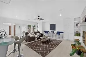 Single Family Residence For Rent in Tarrant County , 3317 Old Hickory Trail, Forest Hill, Texas 76140, 5 Bedroom, 4 Bathroom, 2 Garage spaces, 3,154 Sqft, built in 1966, mls#21353289, Real Estate Agent in Forest Hill, Homes For Rent in Tarrant county, Homes For Rent in Forest Hill, Realtor in Forest Hill Texas, Real Estate Brokerage Independent Realty Texas, Luminita Cordes Realtor
