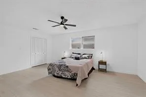 Single Family Residence For Rent in Tarrant County , 3317 Old Hickory Trail, Forest Hill, Texas 76140, 5 Bedroom, 4 Bathroom, 2 Garage spaces, 3,154 Sqft, built in 1966, mls#21353289, Real Estate Agent in Forest Hill, Homes For Rent in Tarrant county, Homes For Rent in Forest Hill, Realtor in Forest Hill Texas, Real Estate Brokerage Independent Realty Texas, Luminita Cordes Realtor