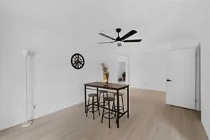 Single Family Residence For Rent in Tarrant County , 3317 Old Hickory Trail, Forest Hill, Texas 76140, 5 Bedroom, 4 Bathroom, 2 Garage spaces, 3,154 Sqft, built in 1966, mls#21353289, Real Estate Agent in Forest Hill, Homes For Rent in Tarrant county, Homes For Rent in Forest Hill, Realtor in Forest Hill Texas, Real Estate Brokerage Independent Realty Texas, Luminita Cordes Realtor