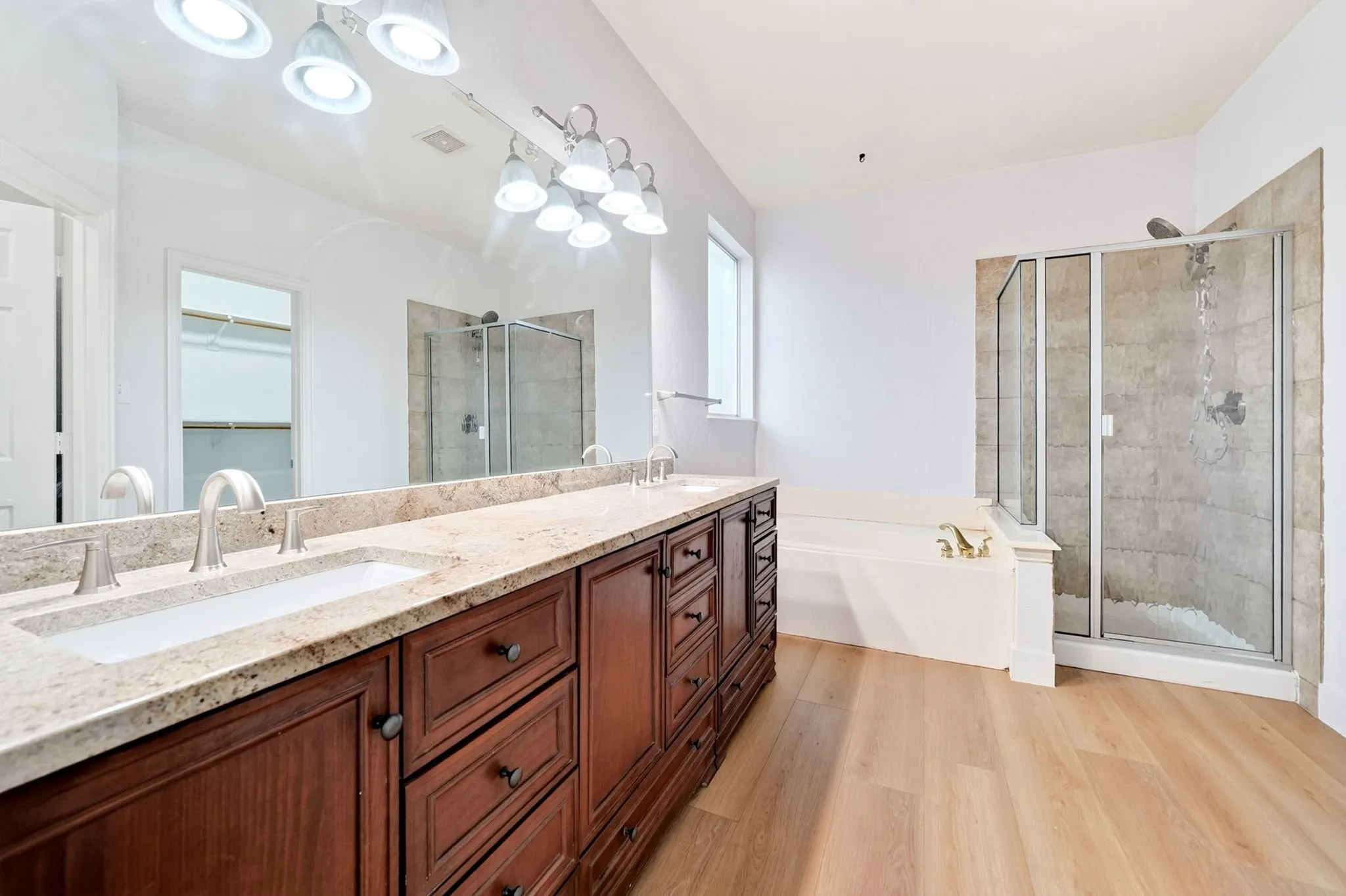 Single Family Residence For Sale in Denton County , 2917 Cedar Pass Court, Flower Mound, Texas 75022, 5 Bedroom, 3 Bathroom, 2 Garage spaces, 2,273 Sqft, built in 1996, mls#21342715, Real Estate Agent in Flower Mound, Homes For Sale in Denton county, Homes For Sale in Flower Mound, Realtor in Flower Mound Texas, Real Estate Brokerage Independent Realty Texas, Luminita Cordes Realtor