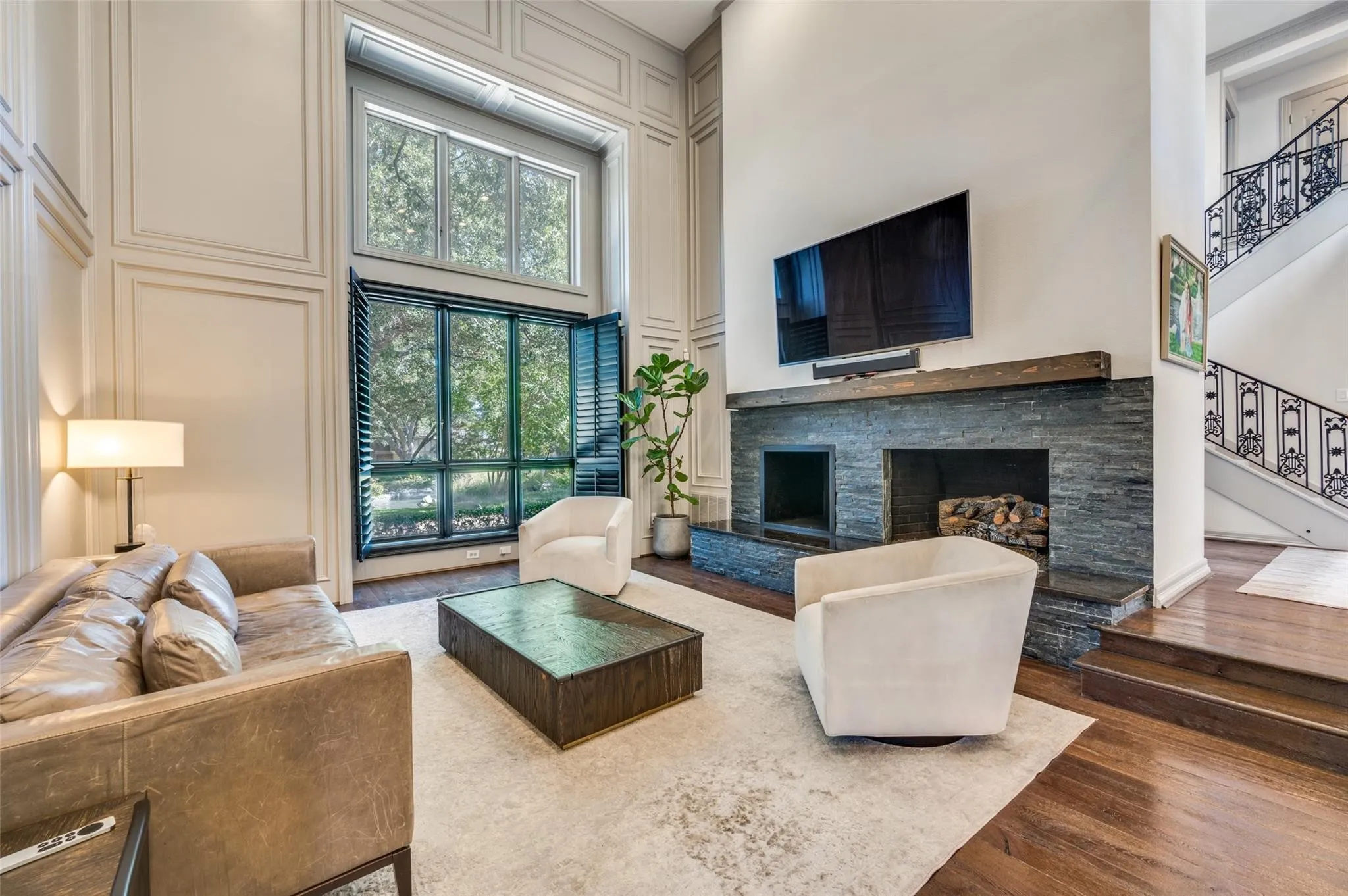Single Family Residence For Rent in Dallas County , 4 Rue Du Lac Street, Dallas, Texas 75230, 3 Bedroom, 4 Bathroom, 2 Garage spaces, 3,820 Sqft, built in 1978, mls#21353850, Real Estate Agent in Dallas, Homes For Rent in Dallas county, Homes For Rent in Dallas, Realtor in Dallas Texas, Real Estate Brokerage Independent Realty Texas, Luminita Cordes Realtor