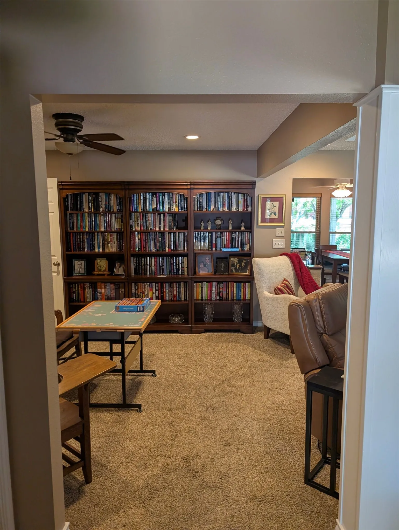 Single Family Residence For Sale in Tarrant County , 8832 Arbor Crest Court, Fort Worth, Texas 76179, 3 Bedroom, 2 Bathroom, 2 Garage spaces, 2,019 Sqft, built in 1985, mls#21354404, Real Estate Agent in Fort Worth, Homes For Sale in Tarrant county, Homes For Sale in Fort Worth, Realtor in Fort Worth Texas, Real Estate Brokerage Independent Realty Texas, Luminita Cordes Realtor