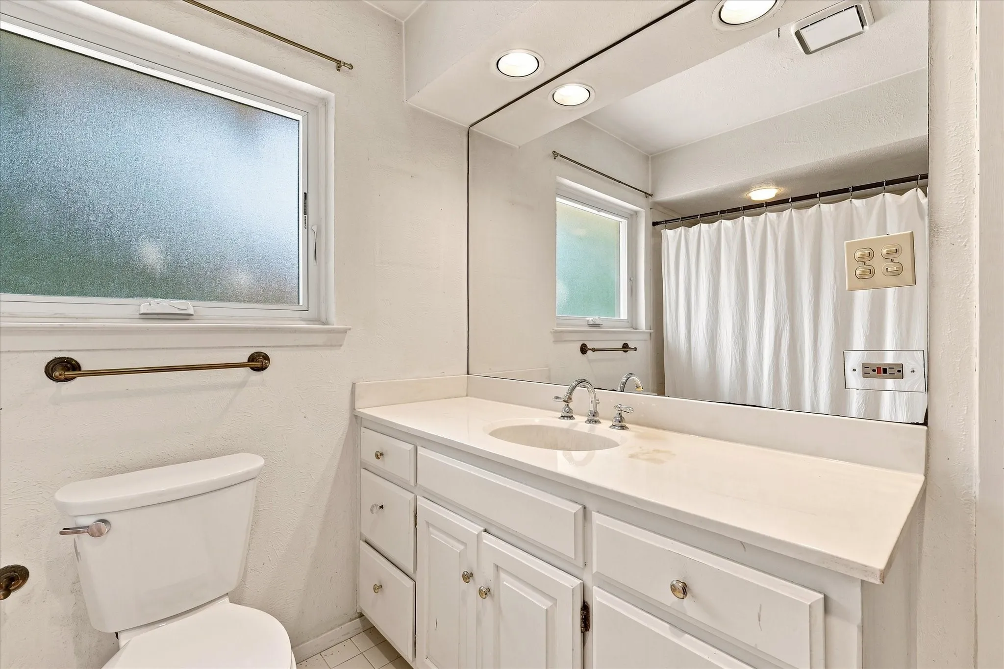 Full Bath