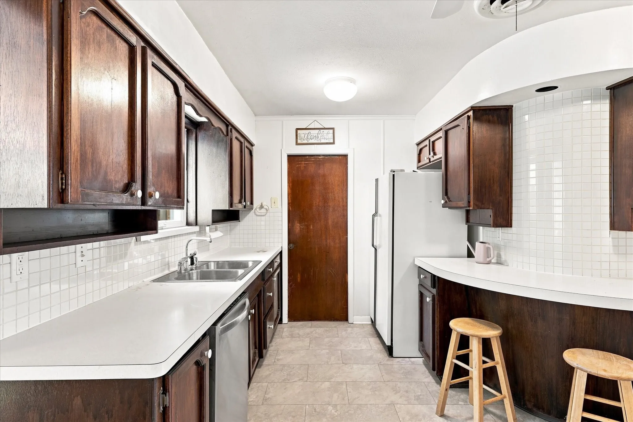 Eat in Kitchen!