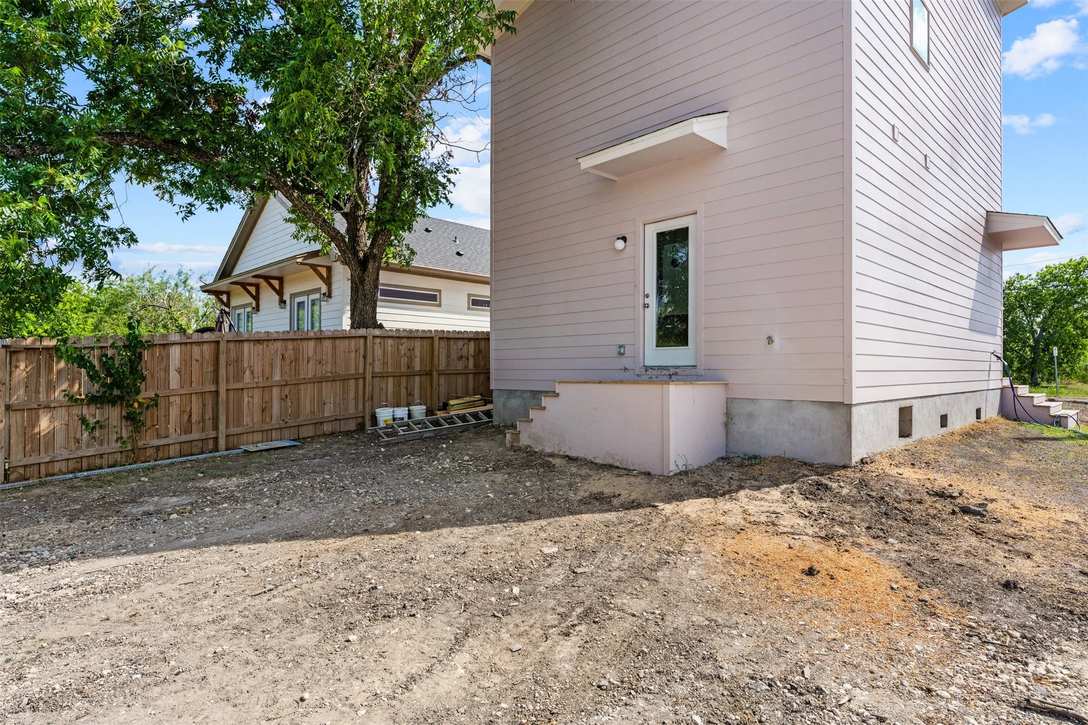 Single Family Residence For Sale in Mc Lennan County , 2400 S 12th Street, Waco, Texas 76706, 1 Bedroom, 2 Bathroom, Garage spaces, 840 Sqft, built in 2026, Price $215,000, mls#21354540, Real Estate Agent in Waco, Homes For Sale in Mc Lennan county, Homes For Sale in Waco, Realtor in Waco Texas, Real Estate Brokerage Independent Realty Texas, Luminita Cordes Realtor