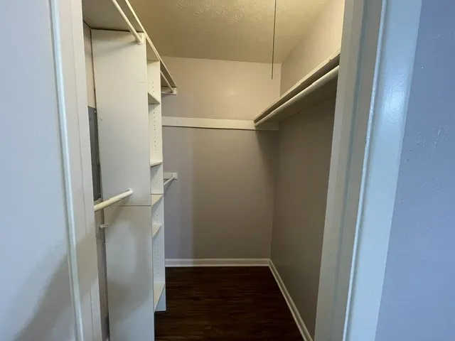 Single Family Residence For Rent in Tarrant County , 2232 Shady Brook Drive, Bedford, Texas 76021, 3 Bedroom, 2 Bathroom, 2 Garage spaces, 1,672 Sqft, built in 1964, mls#21354541, Real Estate Agent in Bedford, Homes For Rent in Tarrant county, Homes For Rent in Bedford, Realtor in Bedford Texas, Real Estate Brokerage Independent Realty Texas, Luminita Cordes Realtor