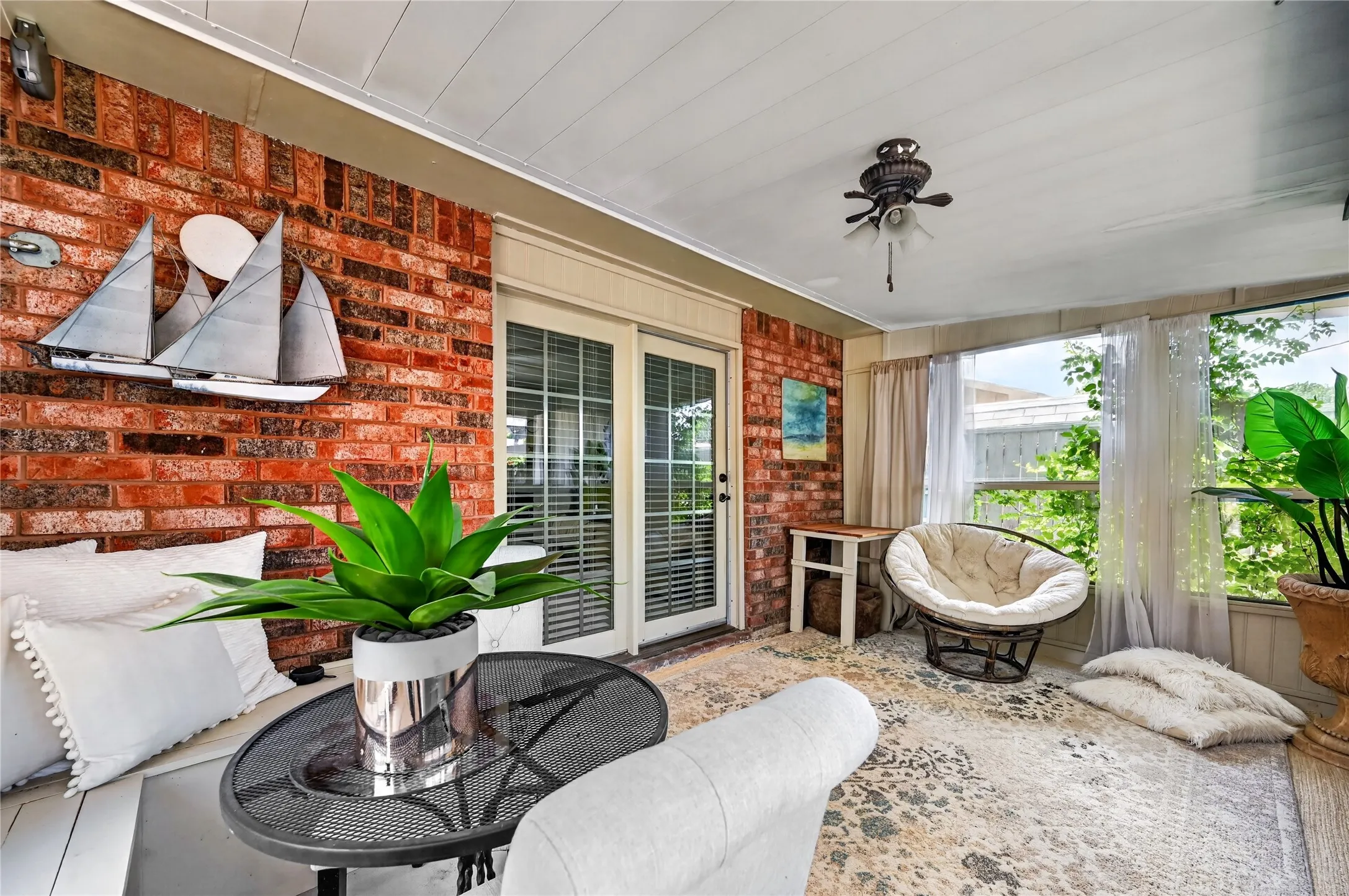 Single Family Residence For Sale in Collin County , 517 Hanover Drive, Allen, Texas 75002, 3 Bedroom, 2 Bathroom, 1 Garage spaces, 1,426 Sqft, built in 1977, mls#21352466, Real Estate Agent in Allen, Homes For Sale in Collin county, Homes For Sale in Allen, Realtor in Allen Texas, Real Estate Brokerage Independent Realty Texas, Luminita Cordes Realtor