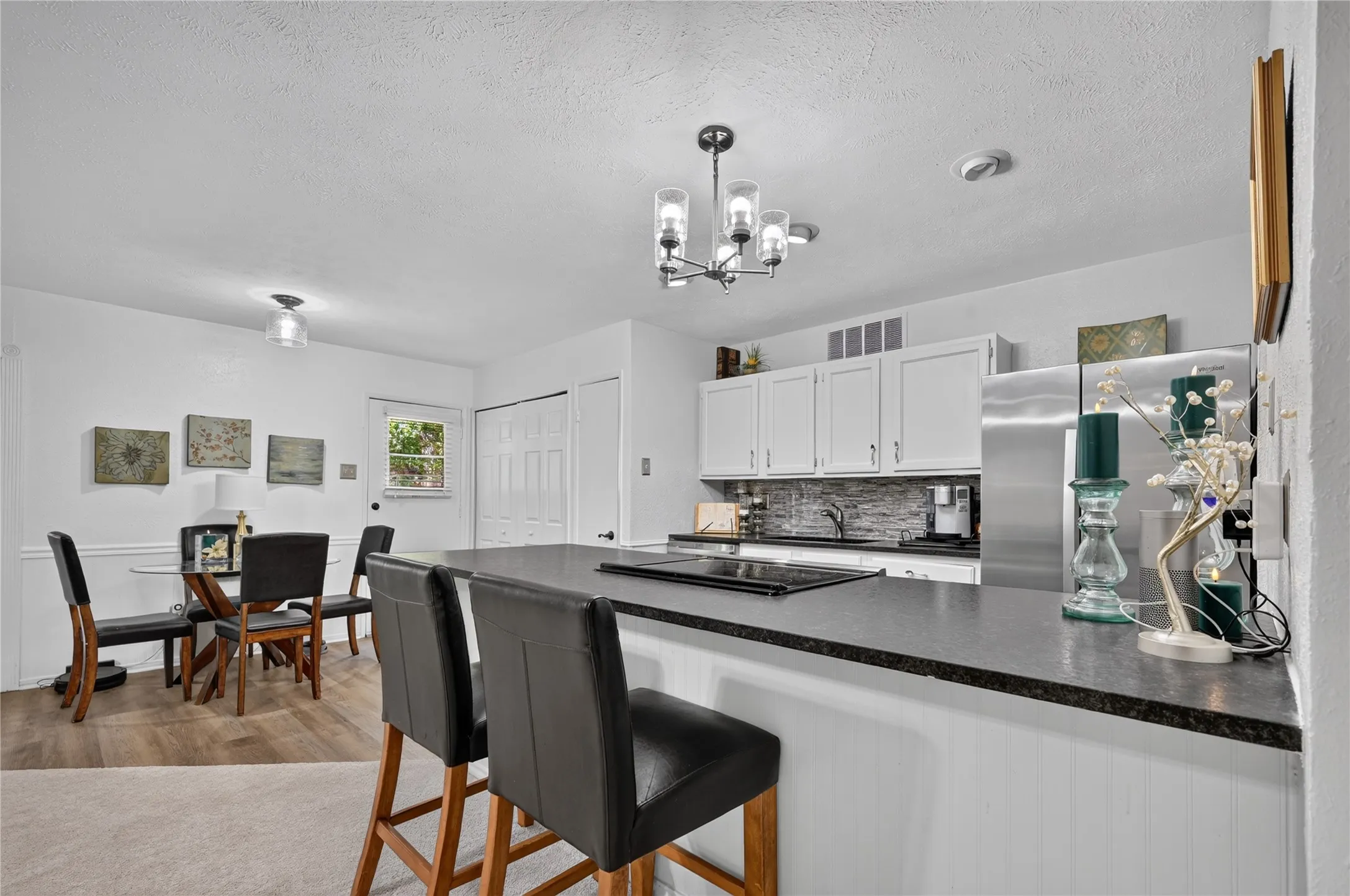 Single Family Residence For Sale in Collin County , 517 Hanover Drive, Allen, Texas 75002, 3 Bedroom, 2 Bathroom, 1 Garage spaces, 1,426 Sqft, built in 1977, mls#21352466, Real Estate Agent in Allen, Homes For Sale in Collin county, Homes For Sale in Allen, Realtor in Allen Texas, Real Estate Brokerage Independent Realty Texas, Luminita Cordes Realtor