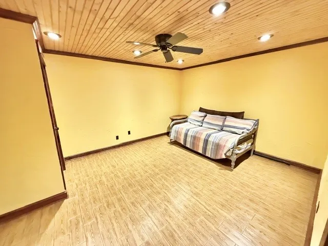 Single Family Residence For Sale in Henderson County , 1608 FM 1616, Athens, Texas 75751, 3 Bedroom, 3 Bathroom, Garage spaces, 3,345 Sqft, built in 1971, mls#21354544, Real Estate Agent in Athens, Homes For Sale in Henderson county, Homes For Sale in Athens, Realtor in Athens Texas, Real Estate Brokerage Independent Realty Texas, Luminita Cordes Realtor