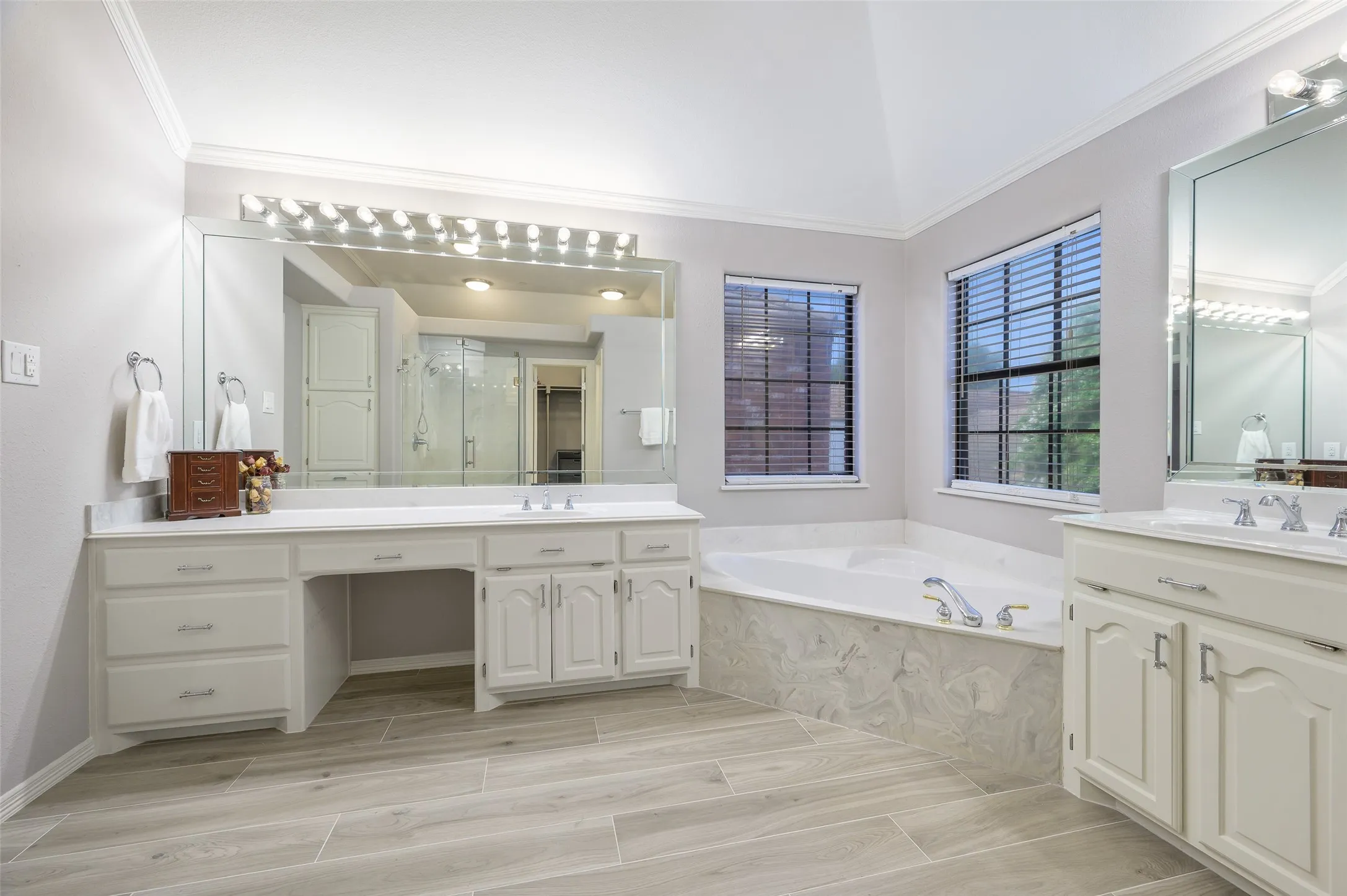 Primary bath with dual vanities