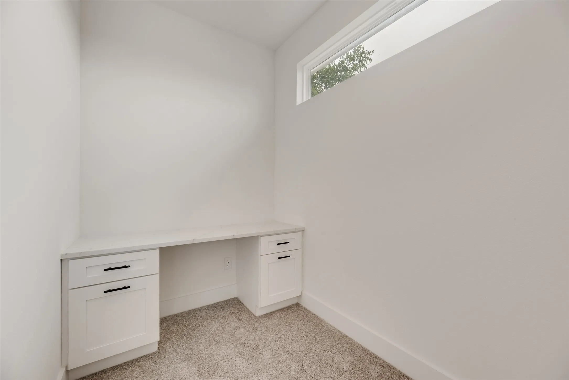 Single Family Residence For Rent in Dallas County , 2326 Fairfax Drive, Irving, Texas 75060, 3 Bedroom, 3 Bathroom, 2 Garage spaces, 2,047 Sqft, built in 2026, mls#21354550, Real Estate Agent in Irving, Homes For Rent in Dallas county, Homes For Rent in Irving, Realtor in Irving Texas, Real Estate Brokerage Independent Realty Texas, Luminita Cordes Realtor