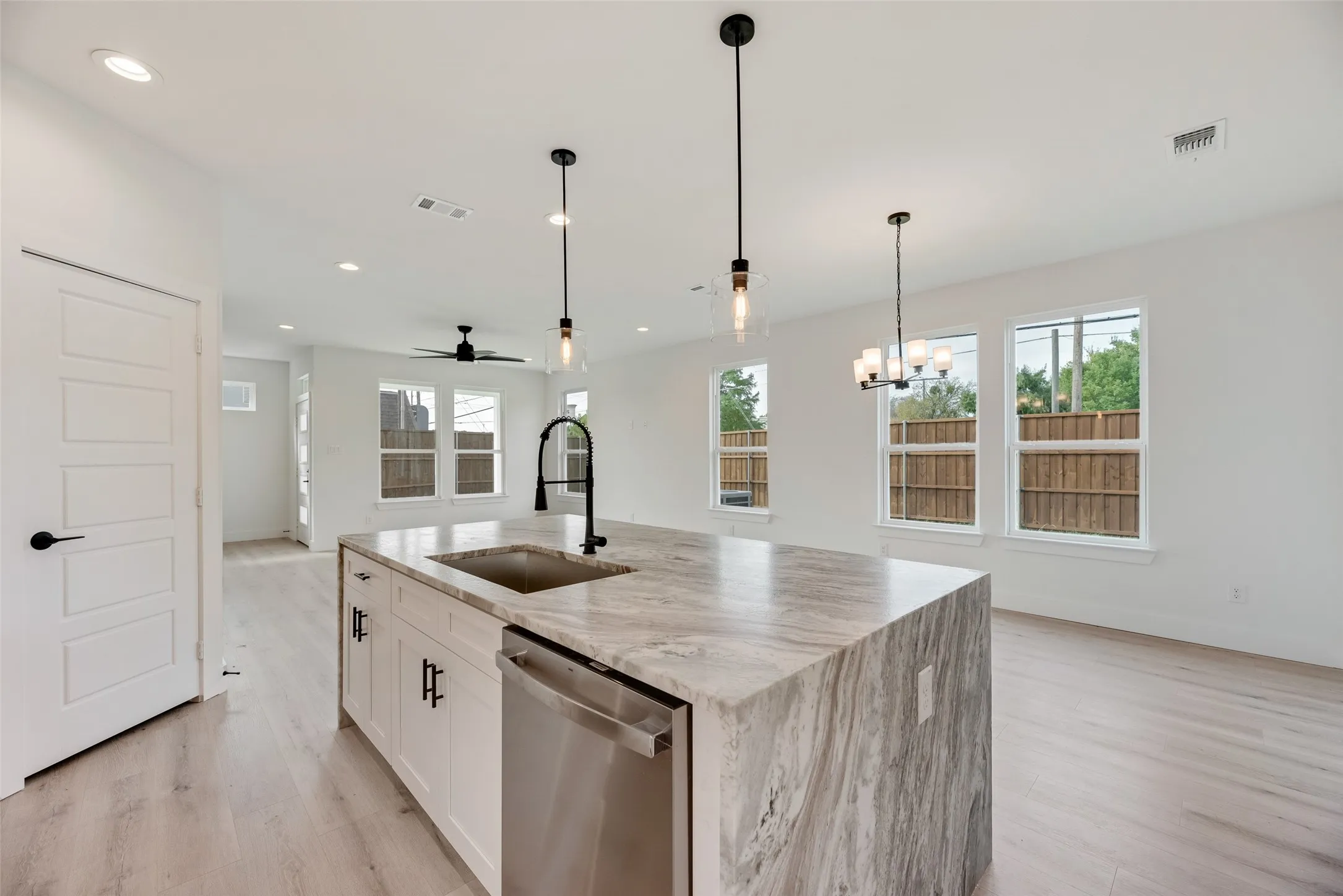 Single Family Residence For Rent in Dallas County , 2326 Fairfax Drive, Irving, Texas 75060, 3 Bedroom, 3 Bathroom, 2 Garage spaces, 2,047 Sqft, built in 2026, mls#21354550, Real Estate Agent in Irving, Homes For Rent in Dallas county, Homes For Rent in Irving, Realtor in Irving Texas, Real Estate Brokerage Independent Realty Texas, Luminita Cordes Realtor