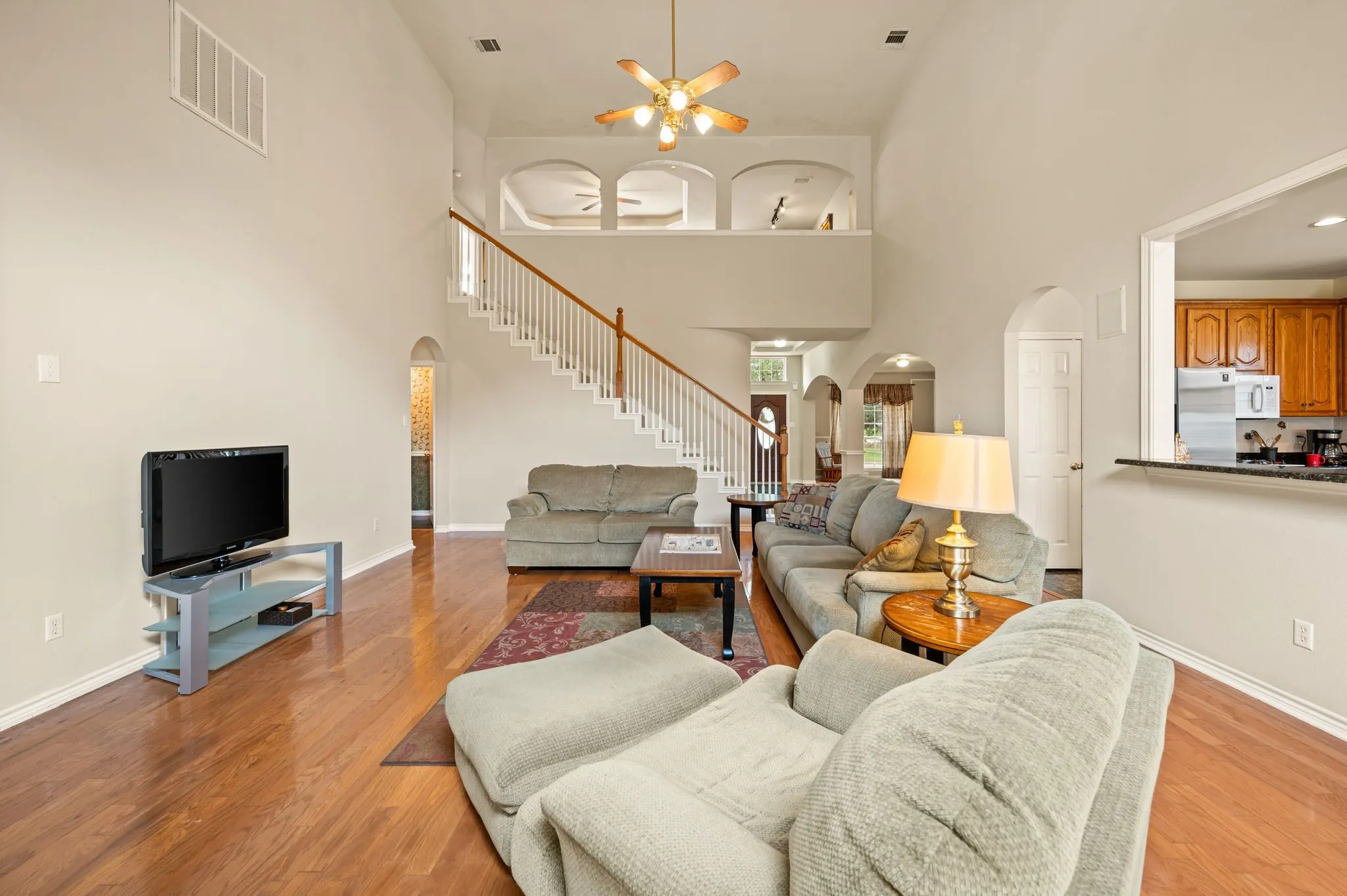 Single Family Residence For Sale in Tarrant County , 1603 Fairfax Drive, Mansfield, Texas 76063, 5 Bedroom, 4 Bathroom, 2 Garage spaces, 3,484 Sqft, built in 1998, mls#21354074, Real Estate Agent in Mansfield, Homes For Sale in Tarrant county, Homes For Sale in Mansfield, Realtor in Mansfield Texas, Real Estate Brokerage Independent Realty Texas, Luminita Cordes Realtor