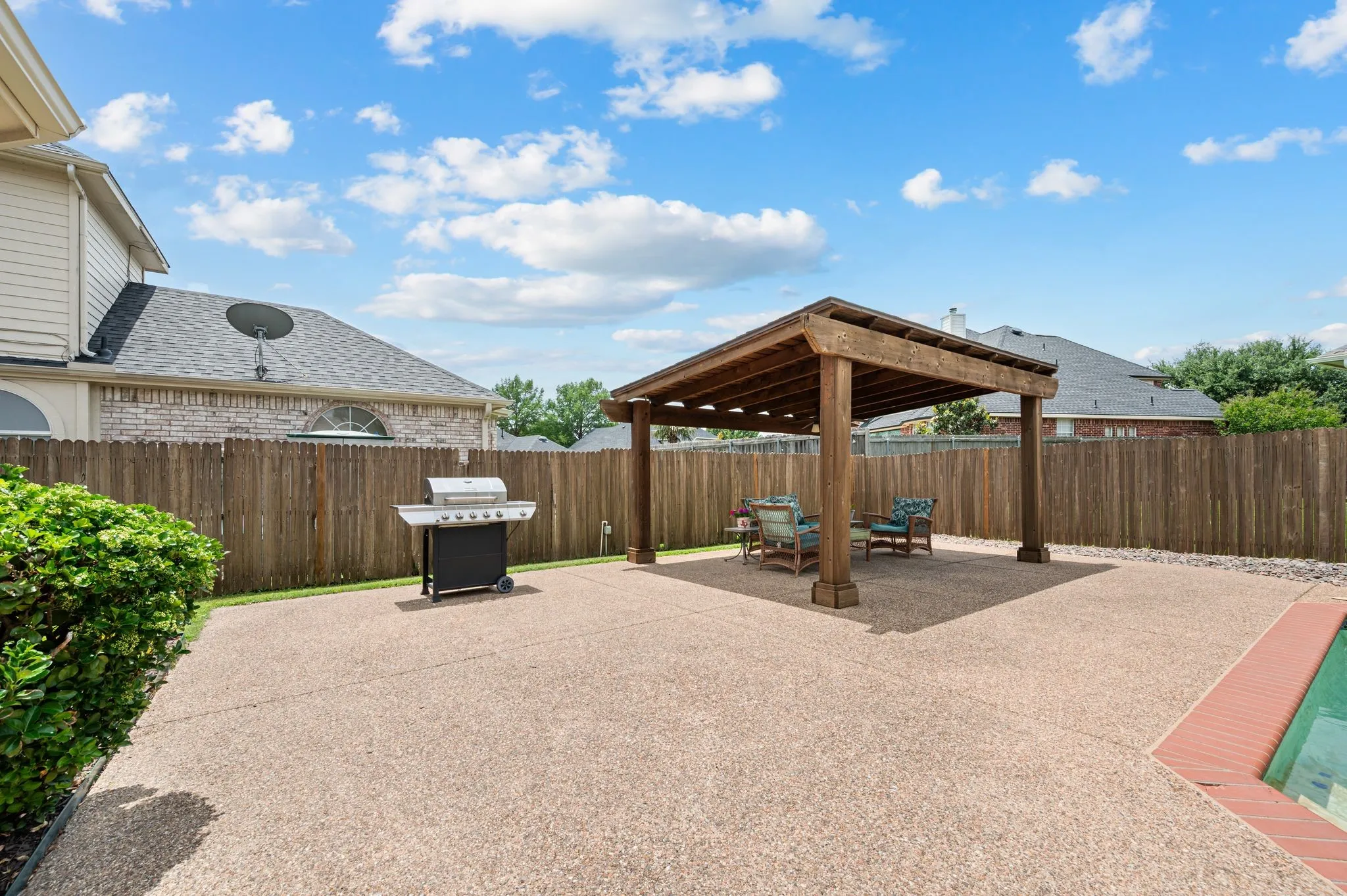 Single Family Residence For Sale in Tarrant County , 1603 Fairfax Drive, Mansfield, Texas 76063, 5 Bedroom, 4 Bathroom, 2 Garage spaces, 3,484 Sqft, built in 1998, mls#21354074, Real Estate Agent in Mansfield, Homes For Sale in Tarrant county, Homes For Sale in Mansfield, Realtor in Mansfield Texas, Real Estate Brokerage Independent Realty Texas, Luminita Cordes Realtor