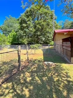Single Family Residence For Sale in Henderson County , 11524 Sunrise Street, Brownsboro, Texas 75756, 3 Bedroom, 2 Bathroom, Garage spaces, 1,653 Sqft, built in 1985, Price $295,000, mls#21354553, Real Estate Agent in Brownsboro, Homes For Sale in Henderson county, Homes For Sale in Brownsboro, Realtor in Brownsboro Texas, Real Estate Brokerage Independent Realty Texas, Luminita Cordes Realtor