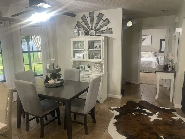 Single Family Residence For Sale in Henderson County , 11524 Sunrise Street, Brownsboro, Texas 75756, 3 Bedroom, 2 Bathroom, Garage spaces, 1,653 Sqft, built in 1985, Price $295,000, mls#21354553, Real Estate Agent in Brownsboro, Homes For Sale in Henderson county, Homes For Sale in Brownsboro, Realtor in Brownsboro Texas, Real Estate Brokerage Independent Realty Texas, Luminita Cordes Realtor