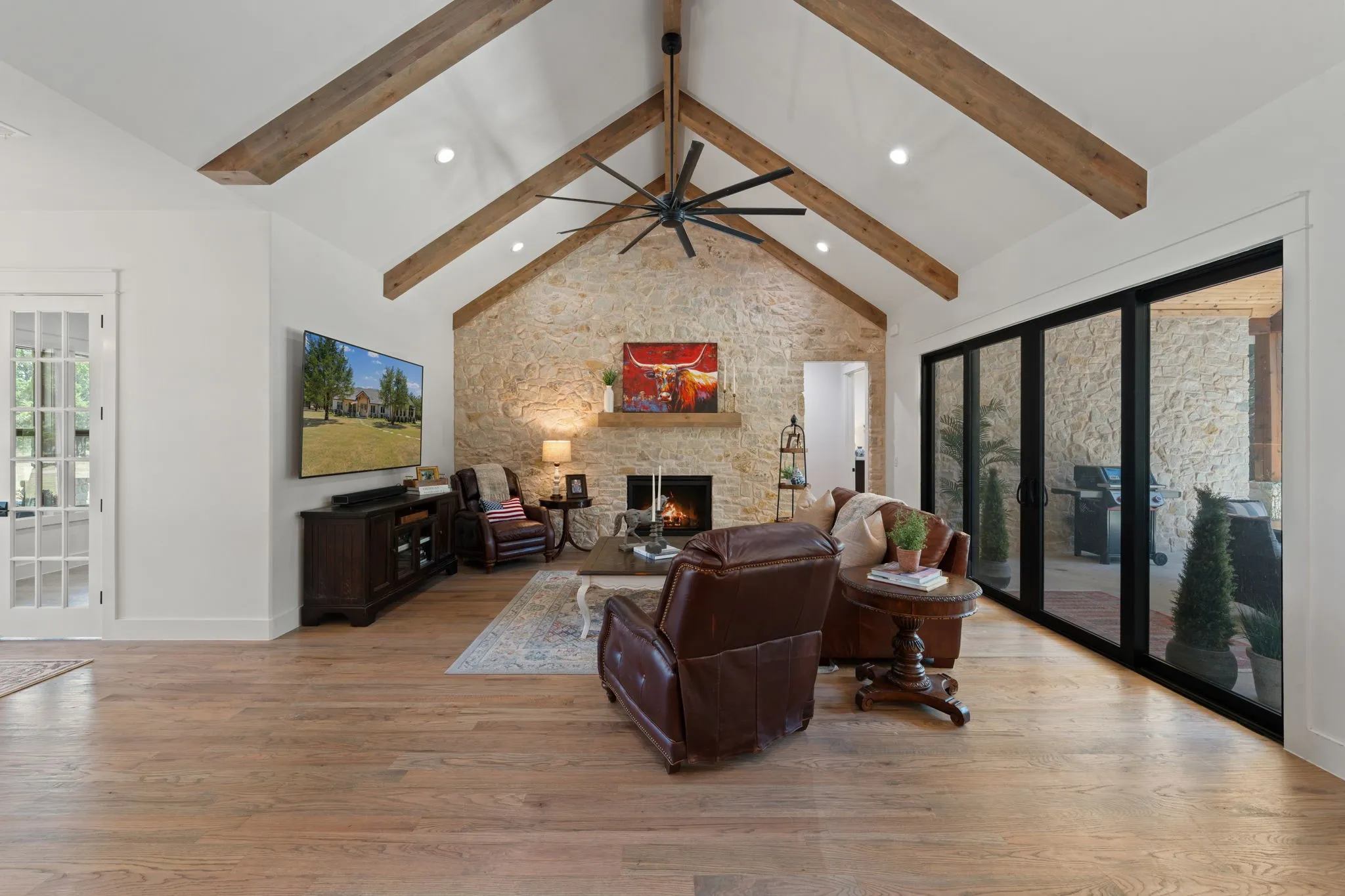 Single Family Residence For Sale in Collin County , 421 White Oak Circle, Anna, Texas 75409, 4 Bedroom, 5 Bathroom, 6 Garage spaces, 2,700 Sqft, built in 2023, mls#21354549, Real Estate Agent in Anna, Homes For Sale in Collin county, Homes For Sale in Anna, Realtor in Anna Texas, Real Estate Brokerage Independent Realty Texas, Luminita Cordes Realtor