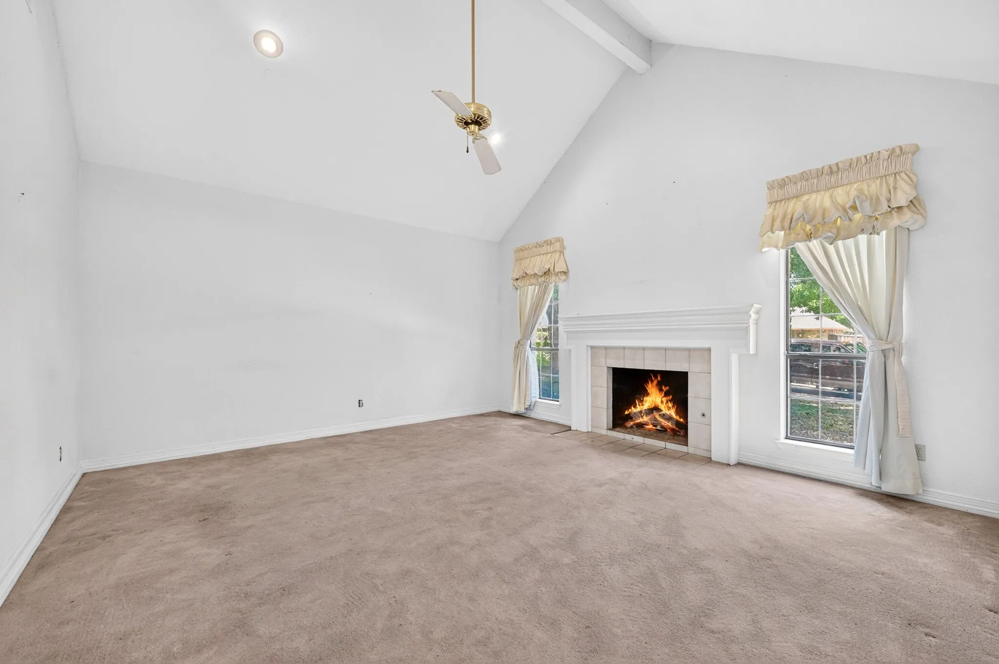 Single Family Residence For Sale in Dallas County , 1416 Sagewood Drive, De Soto, Texas 75115, 4 Bedroom, 3 Bathroom, 2 Garage spaces, 2,600 Sqft, built in 1987, mls#21352052, Real Estate Agent in De Soto, Homes For Sale in Dallas county, Homes For Sale in De Soto, Realtor in De Soto Texas, Real Estate Brokerage Independent Realty Texas, Luminita Cordes Realtor