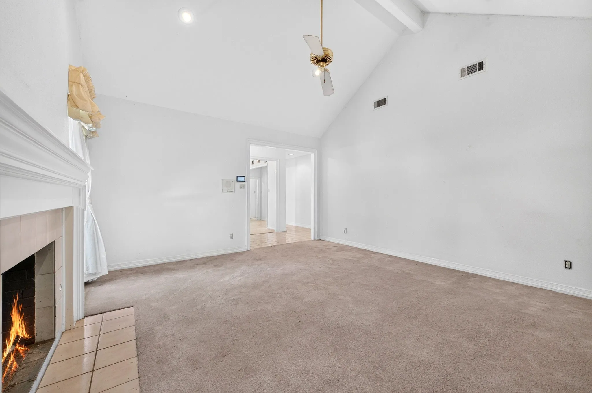 Single Family Residence For Sale in Dallas County , 1416 Sagewood Drive, De Soto, Texas 75115, 4 Bedroom, 3 Bathroom, 2 Garage spaces, 2,600 Sqft, built in 1987, mls#21352052, Real Estate Agent in De Soto, Homes For Sale in Dallas county, Homes For Sale in De Soto, Realtor in De Soto Texas, Real Estate Brokerage Independent Realty Texas, Luminita Cordes Realtor