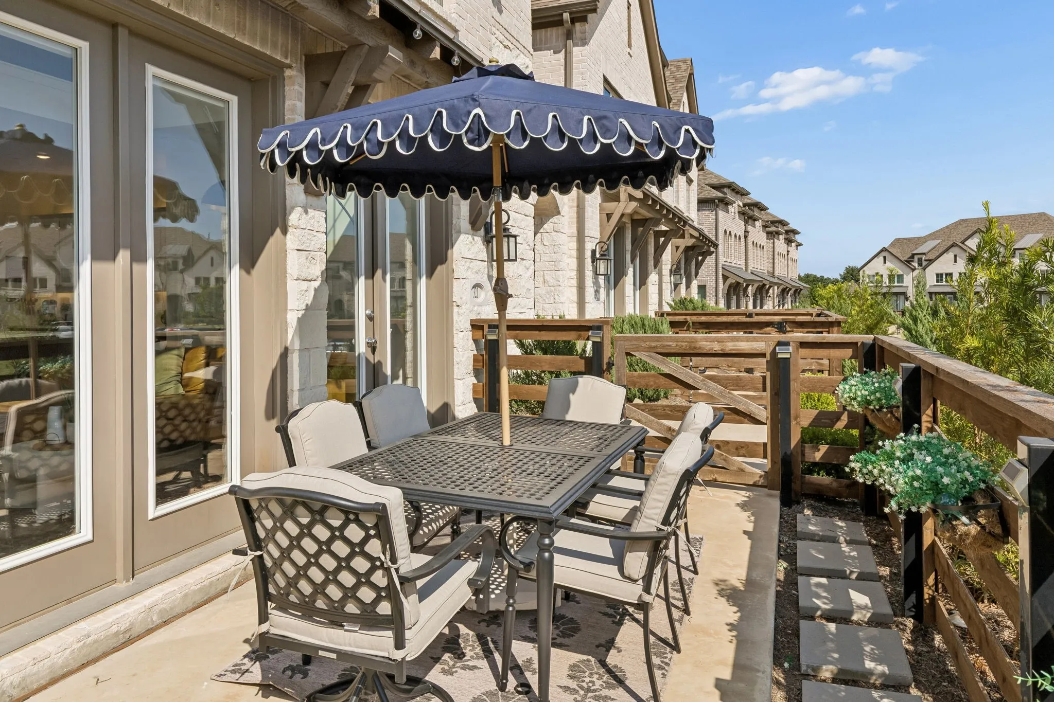 Single Family Residence For Sale in Collin County , 321 Sugarmaple Lane, Mc Kinney, Texas 75071, 3 Bedroom, 3 Bathroom, 2 Garage spaces, 1,827 Sqft, built in 2022, mls#21348115, Real Estate Agent in Mc Kinney, Homes For Sale in Collin county, Homes For Sale in Mc Kinney, Realtor in Mc Kinney Texas, Real Estate Brokerage Independent Realty Texas, Luminita Cordes Realtor