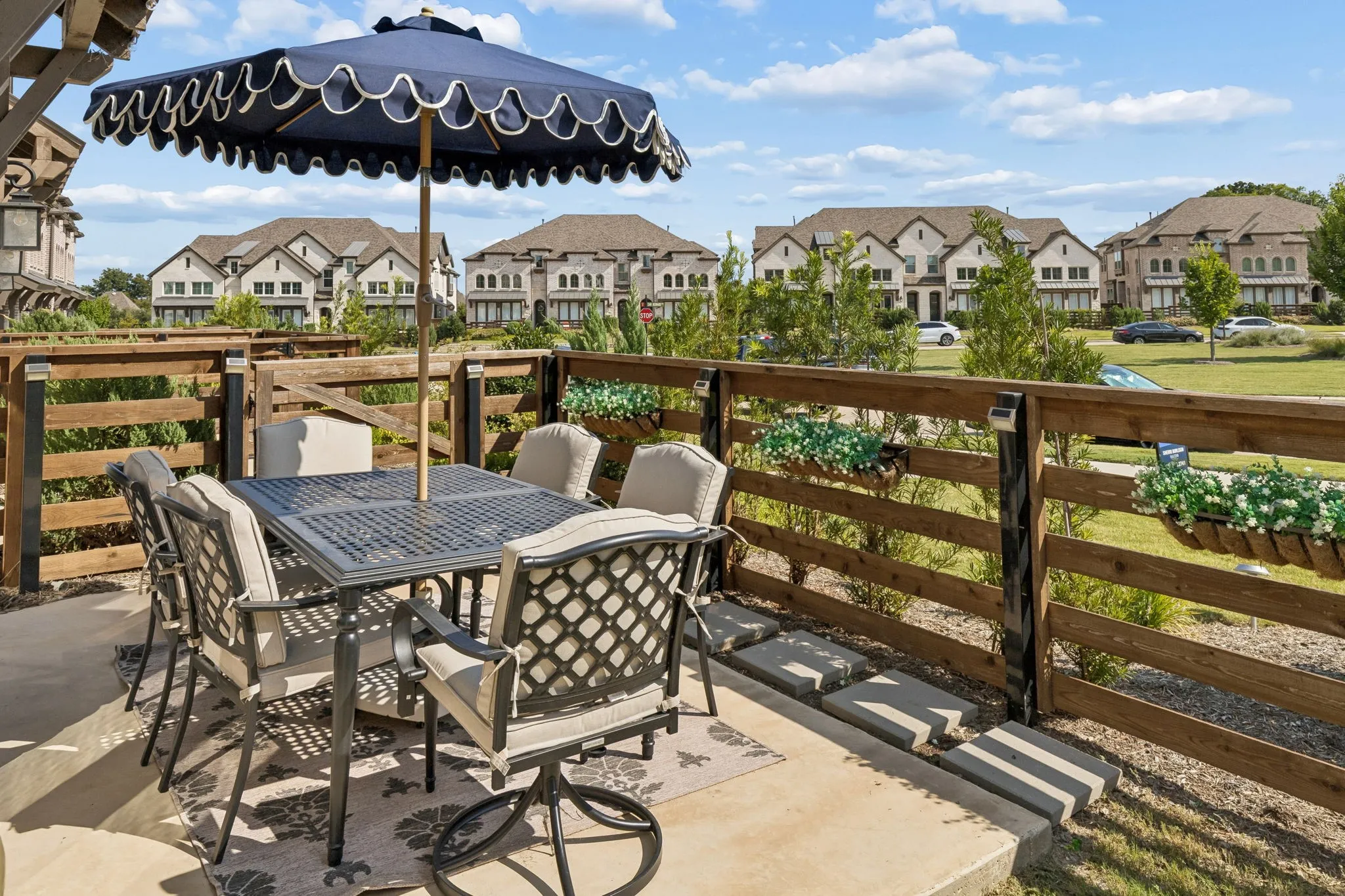 Single Family Residence For Sale in Collin County , 321 Sugarmaple Lane, Mc Kinney, Texas 75071, 3 Bedroom, 3 Bathroom, 2 Garage spaces, 1,827 Sqft, built in 2022, mls#21348115, Real Estate Agent in Mc Kinney, Homes For Sale in Collin county, Homes For Sale in Mc Kinney, Realtor in Mc Kinney Texas, Real Estate Brokerage Independent Realty Texas, Luminita Cordes Realtor