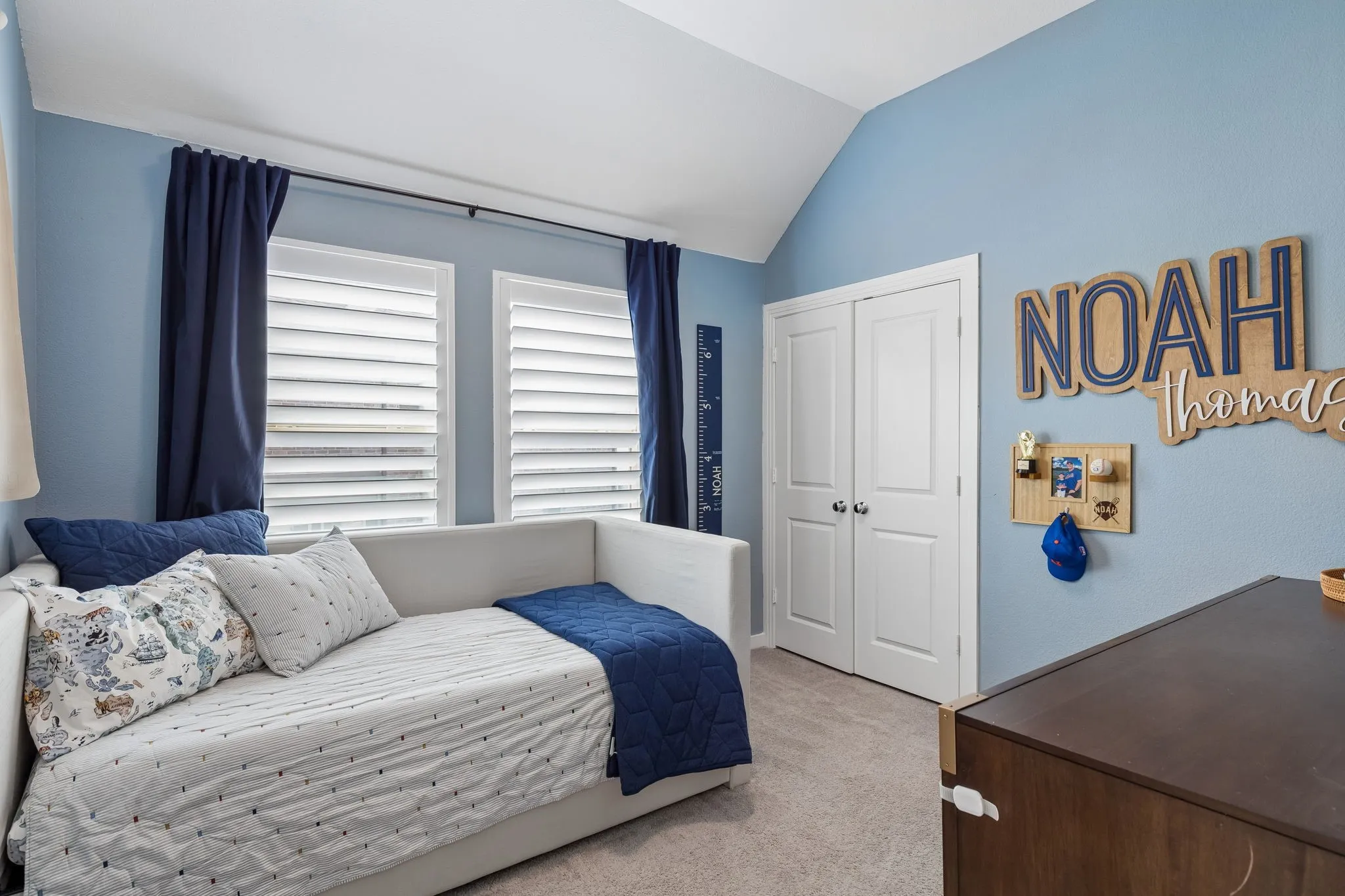 Single Family Residence For Sale in Collin County , 321 Sugarmaple Lane, Mc Kinney, Texas 75071, 3 Bedroom, 3 Bathroom, 2 Garage spaces, 1,827 Sqft, built in 2022, mls#21348115, Real Estate Agent in Mc Kinney, Homes For Sale in Collin county, Homes For Sale in Mc Kinney, Realtor in Mc Kinney Texas, Real Estate Brokerage Independent Realty Texas, Luminita Cordes Realtor