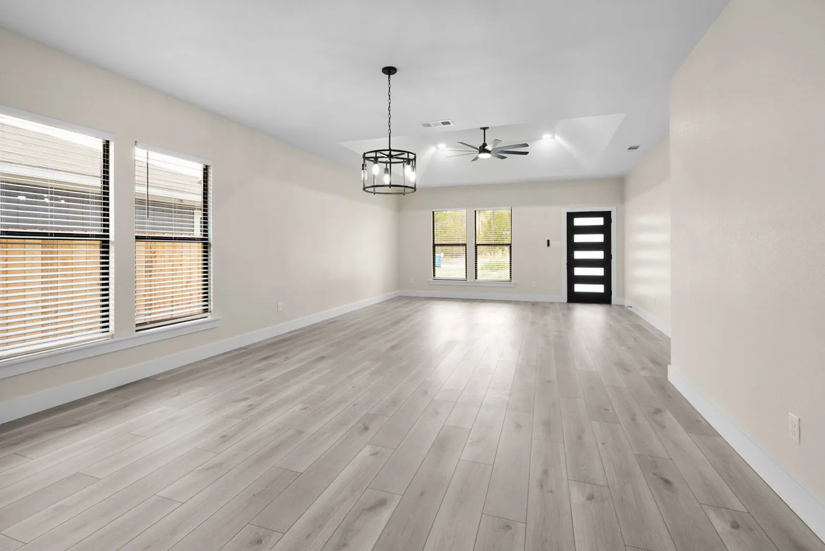 Single Family Residence For Sale in Navarro County , 307 E 13th, Corsicana, Texas 75110, 3 Bedroom, 2 Bathroom, 2 Garage spaces, 1,524 Sqft, built in 2026, mls#21350197, Real Estate Agent in Corsicana, Homes For Sale in Navarro county, Homes For Sale in Corsicana, Realtor in Corsicana Texas, Real Estate Brokerage Independent Realty Texas, Luminita Cordes Realtor