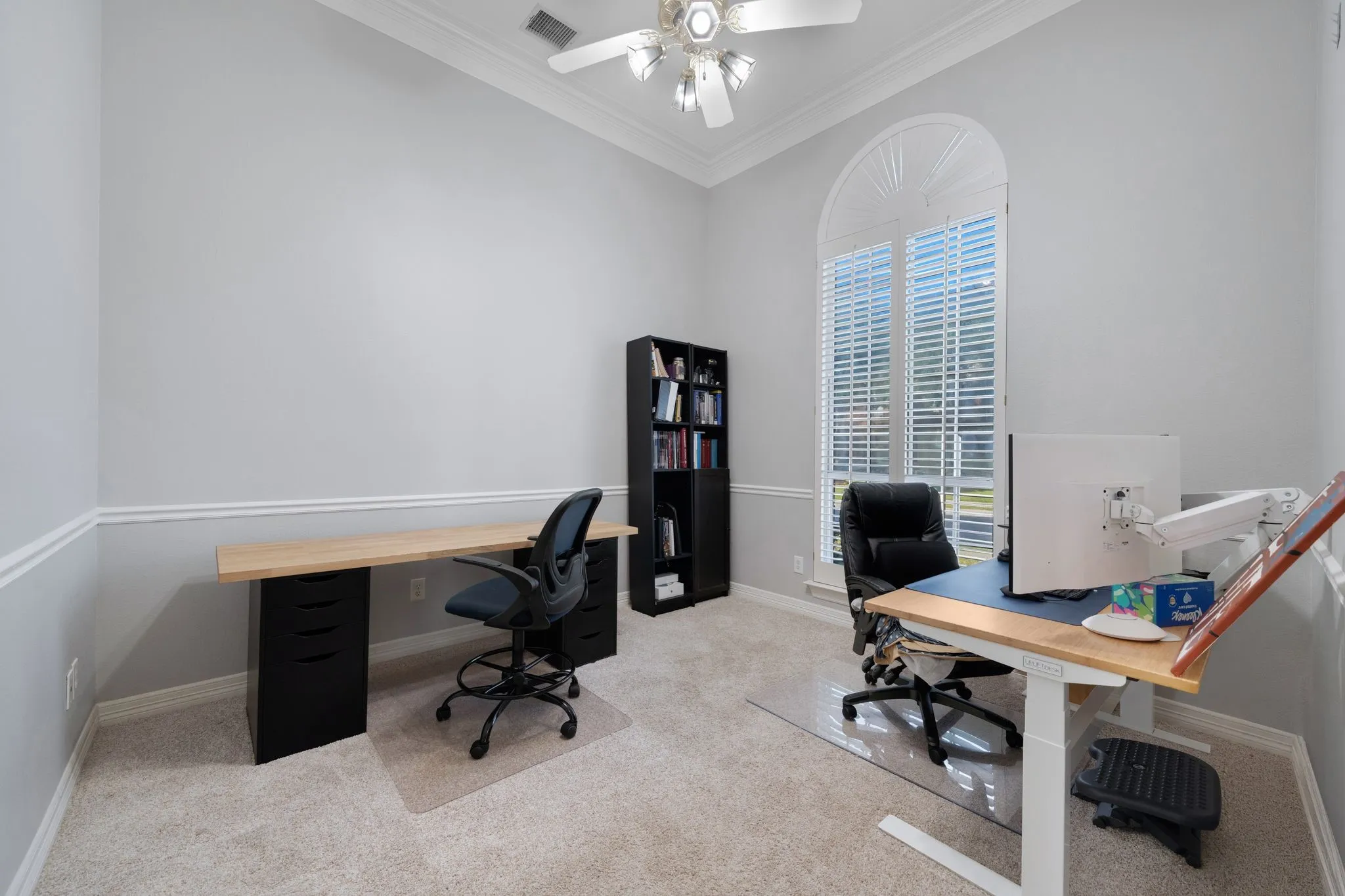 Single Family Residence For Sale in Dallas County , 600 Wellington Road, Coppell, Texas 75019, 3 Bedroom, 3 Bathroom, 2 Garage spaces, 2,668 Sqft, built in 1995, mls#21354557, Real Estate Agent in Coppell, Homes For Sale in Dallas county, Homes For Sale in Coppell, Realtor in Coppell Texas, Real Estate Brokerage Independent Realty Texas, Luminita Cordes Realtor