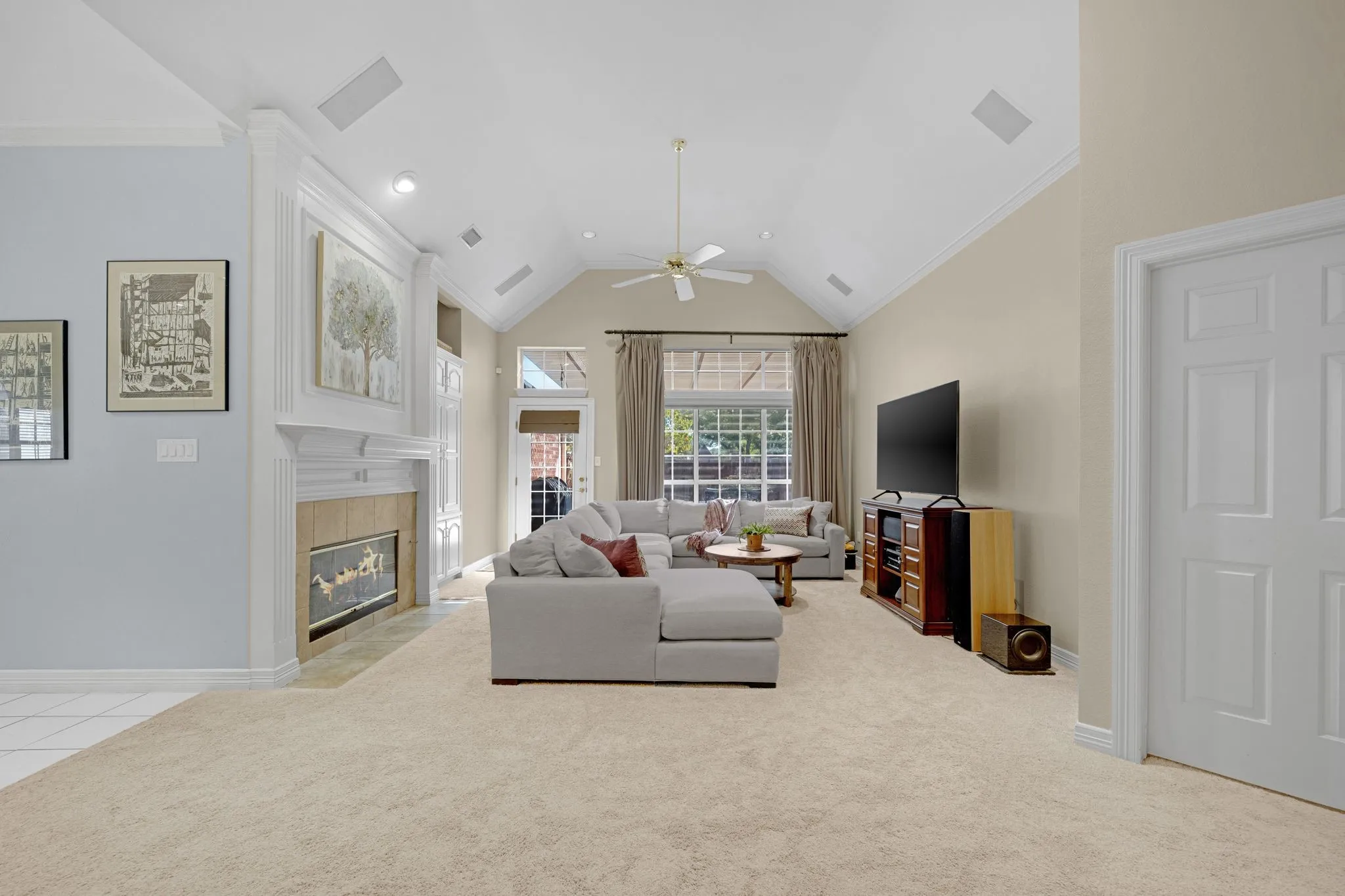 Single Family Residence For Sale in Dallas County , 600 Wellington Road, Coppell, Texas 75019, 3 Bedroom, 3 Bathroom, 2 Garage spaces, 2,668 Sqft, built in 1995, mls#21354557, Real Estate Agent in Coppell, Homes For Sale in Dallas county, Homes For Sale in Coppell, Realtor in Coppell Texas, Real Estate Brokerage Independent Realty Texas, Luminita Cordes Realtor