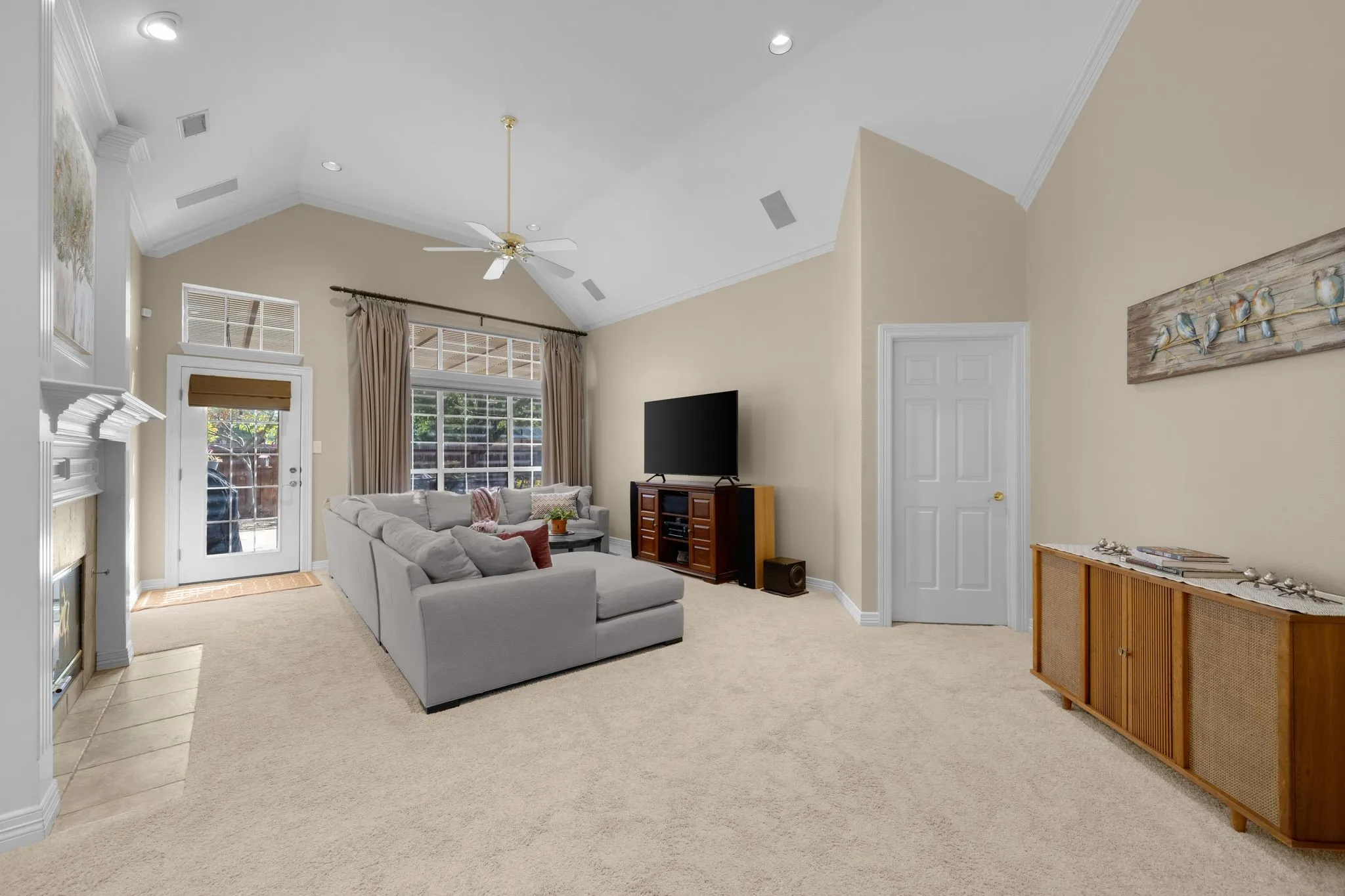 Single Family Residence For Sale in Dallas County , 600 Wellington Road, Coppell, Texas 75019, 3 Bedroom, 3 Bathroom, 2 Garage spaces, 2,668 Sqft, built in 1995, mls#21354557, Real Estate Agent in Coppell, Homes For Sale in Dallas county, Homes For Sale in Coppell, Realtor in Coppell Texas, Real Estate Brokerage Independent Realty Texas, Luminita Cordes Realtor