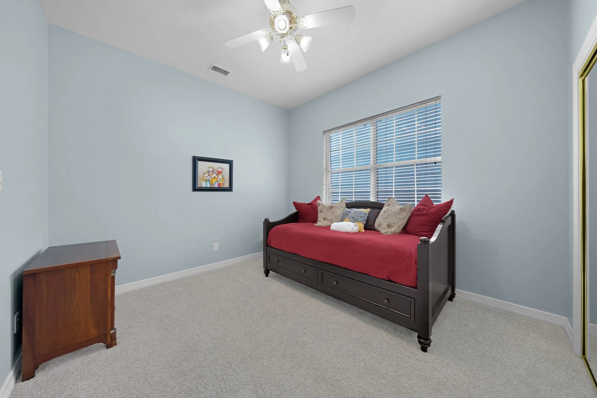Single Family Residence For Sale in Dallas County , 600 Wellington Road, Coppell, Texas 75019, 3 Bedroom, 3 Bathroom, 2 Garage spaces, 2,668 Sqft, built in 1995, mls#21354557, Real Estate Agent in Coppell, Homes For Sale in Dallas county, Homes For Sale in Coppell, Realtor in Coppell Texas, Real Estate Brokerage Independent Realty Texas, Luminita Cordes Realtor