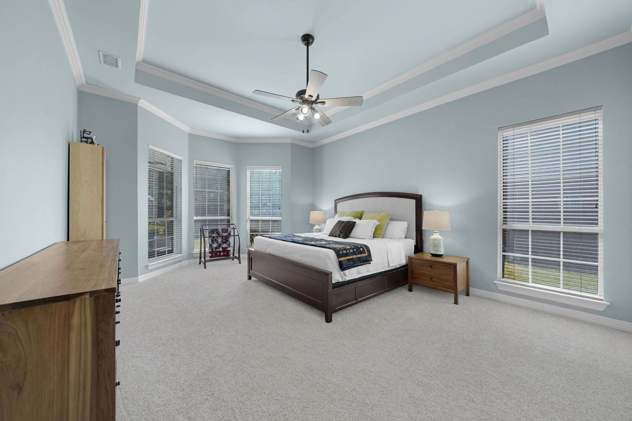 Single Family Residence For Sale in Dallas County , 600 Wellington Road, Coppell, Texas 75019, 3 Bedroom, 3 Bathroom, 2 Garage spaces, 2,668 Sqft, built in 1995, mls#21354557, Real Estate Agent in Coppell, Homes For Sale in Dallas county, Homes For Sale in Coppell, Realtor in Coppell Texas, Real Estate Brokerage Independent Realty Texas, Luminita Cordes Realtor