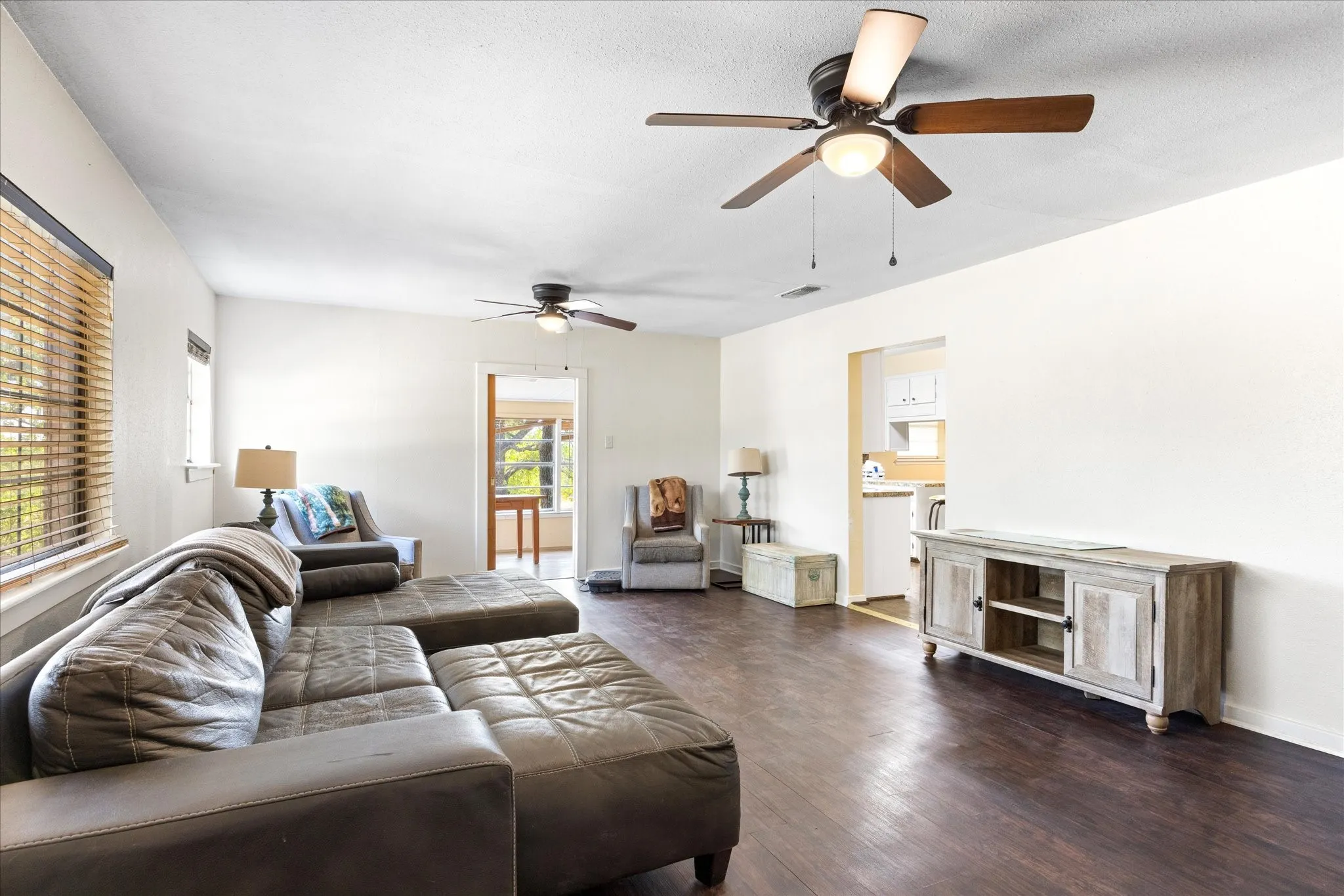 For Sale in Erath County , 12354 W Fm 8, Stephenville, Texas 76401, 8 Bedroom, 7 Bathroom, Garage spaces, 0 Sqft, built in 1930, mls#21354496, Real Estate Agent in Stephenville, Homes For Sale in Erath county, Homes For Sale in Stephenville, Realtor in Stephenville Texas, Real Estate Brokerage Independent Realty Texas, Luminita Cordes Realtor