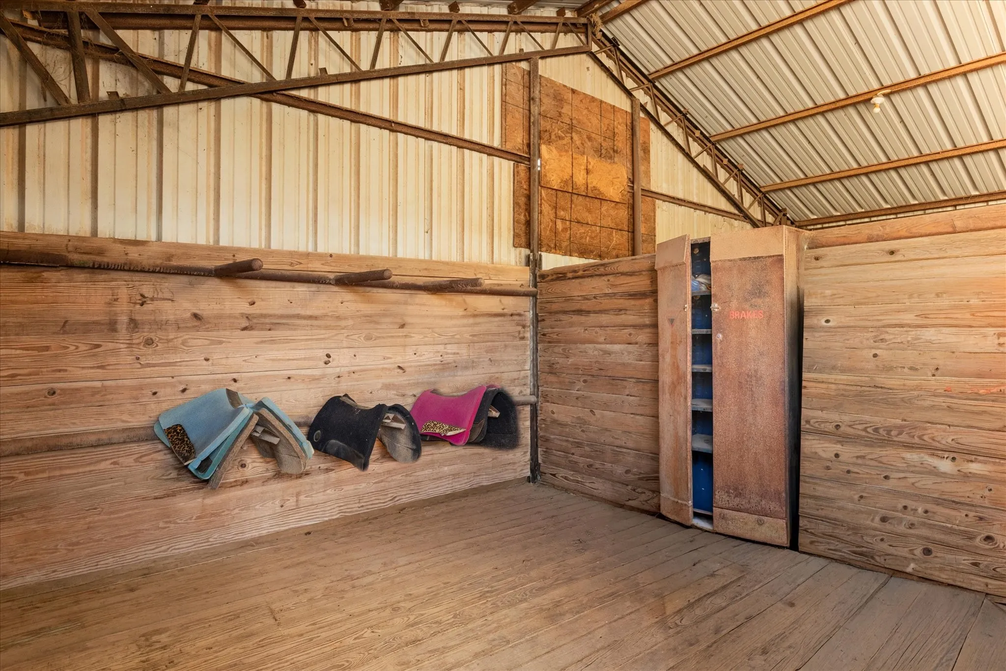 Tack/Feed Area