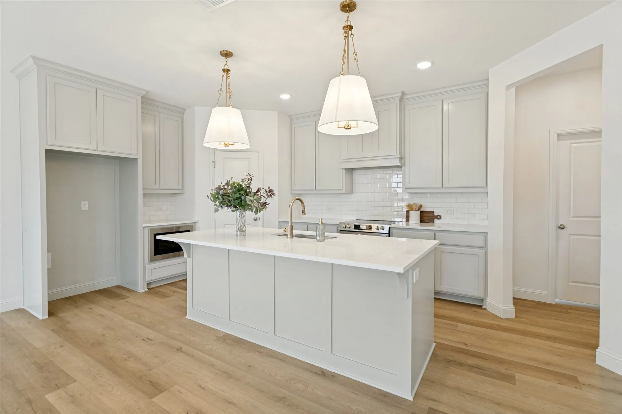 Single Family Residence For Sale in Denton County , 2504 Glasgow Way, Denton, Texas 76207, 4 Bedroom, 2 Bathroom, 2 Garage spaces, 2,119 Sqft, built in 2026, mls#21350254, Real Estate Agent in Denton, Homes For Sale in Denton county, Homes For Sale in Denton, Realtor in Denton Texas, Real Estate Brokerage Independent Realty Texas, Luminita Cordes Realtor