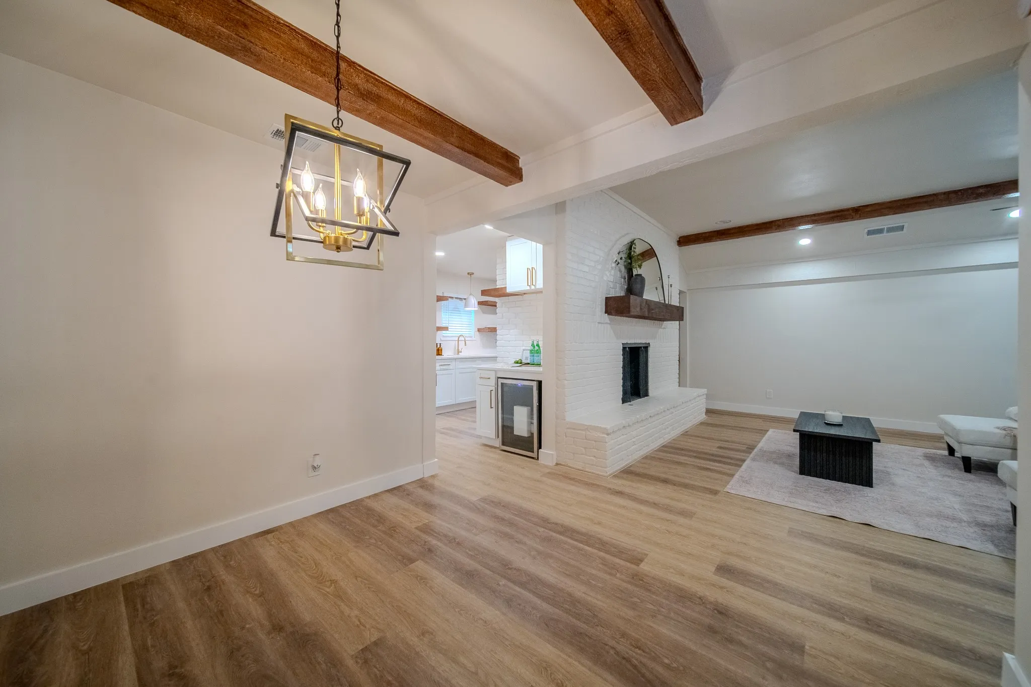 Single Family Residence For Sale in Dallas County , 5125 Ashbrook Road, Dallas, Texas 75227, 3 Bedroom, 2 Bathroom, 2 Garage spaces, 2,274 Sqft, built in 1966, mls#21354563, Real Estate Agent in Dallas, Homes For Sale in Dallas county, Homes For Sale in Dallas, Realtor in Dallas Texas, Real Estate Brokerage Independent Realty Texas, Luminita Cordes Realtor
