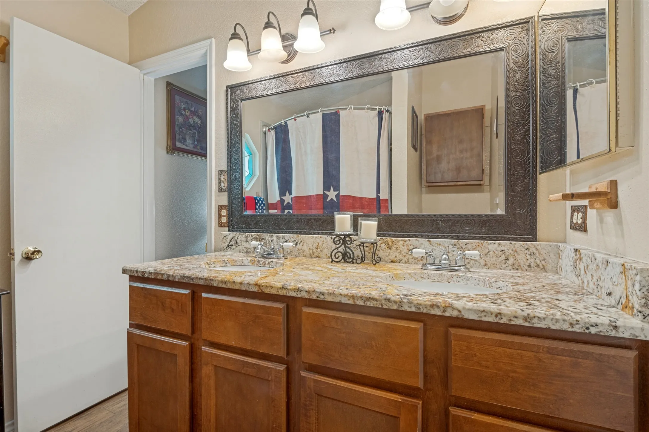 Single Family Residence For Sale in Tarrant County , 2910 Spinner Lane, Grand Prairie, Texas 75052, 3 Bedroom, 2 Bathroom, Garage spaces, 1,907 Sqft, built in 1987, mls#21350529, Real Estate Agent in Grand Prairie, Homes For Sale in Tarrant county, Homes For Sale in Grand Prairie, Realtor in Grand Prairie Texas, Real Estate Brokerage Independent Realty Texas, Luminita Cordes Realtor