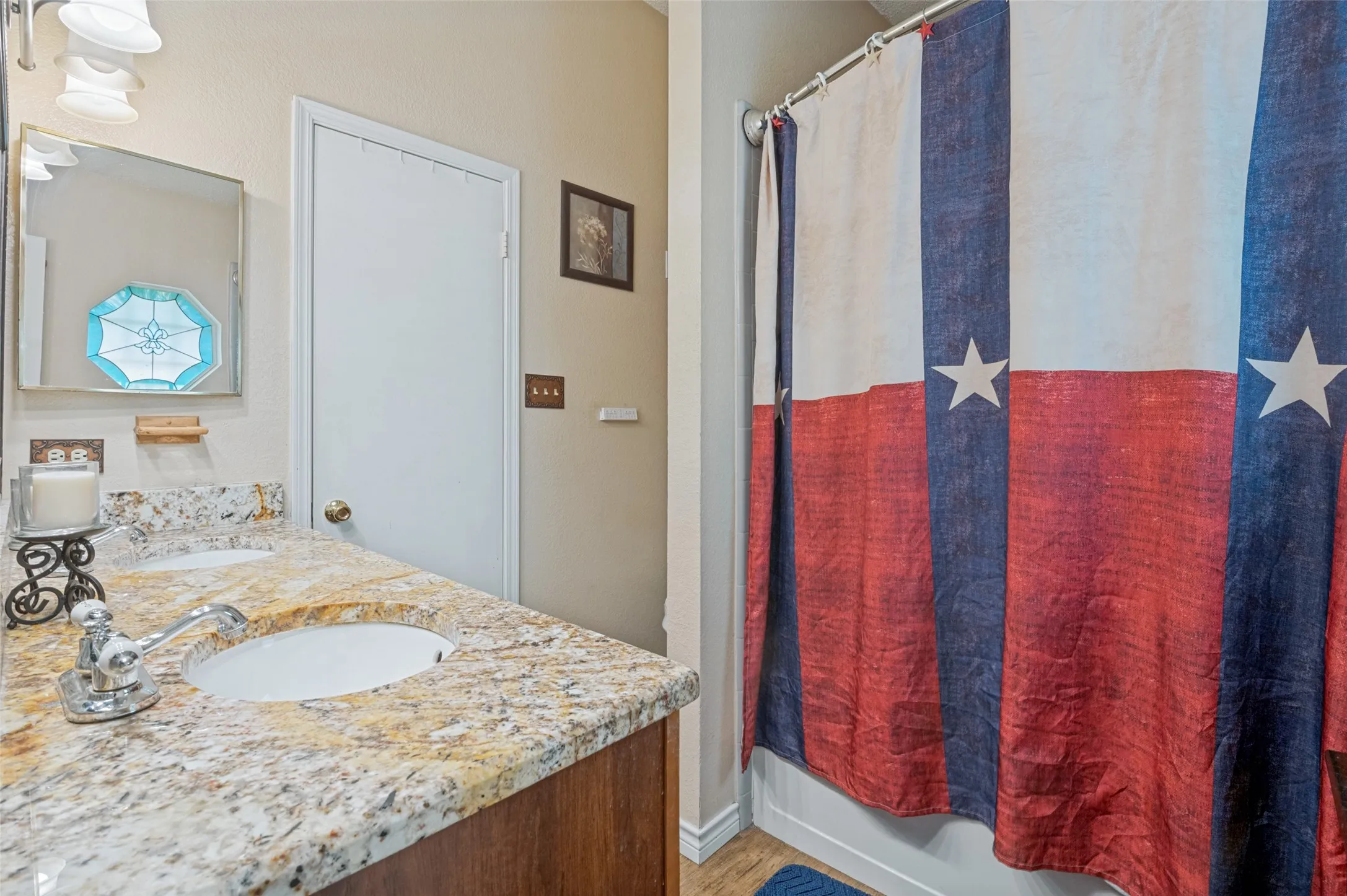Single Family Residence For Sale in Tarrant County , 2910 Spinner Lane, Grand Prairie, Texas 75052, 3 Bedroom, 2 Bathroom, Garage spaces, 1,907 Sqft, built in 1987, mls#21350529, Real Estate Agent in Grand Prairie, Homes For Sale in Tarrant county, Homes For Sale in Grand Prairie, Realtor in Grand Prairie Texas, Real Estate Brokerage Independent Realty Texas, Luminita Cordes Realtor