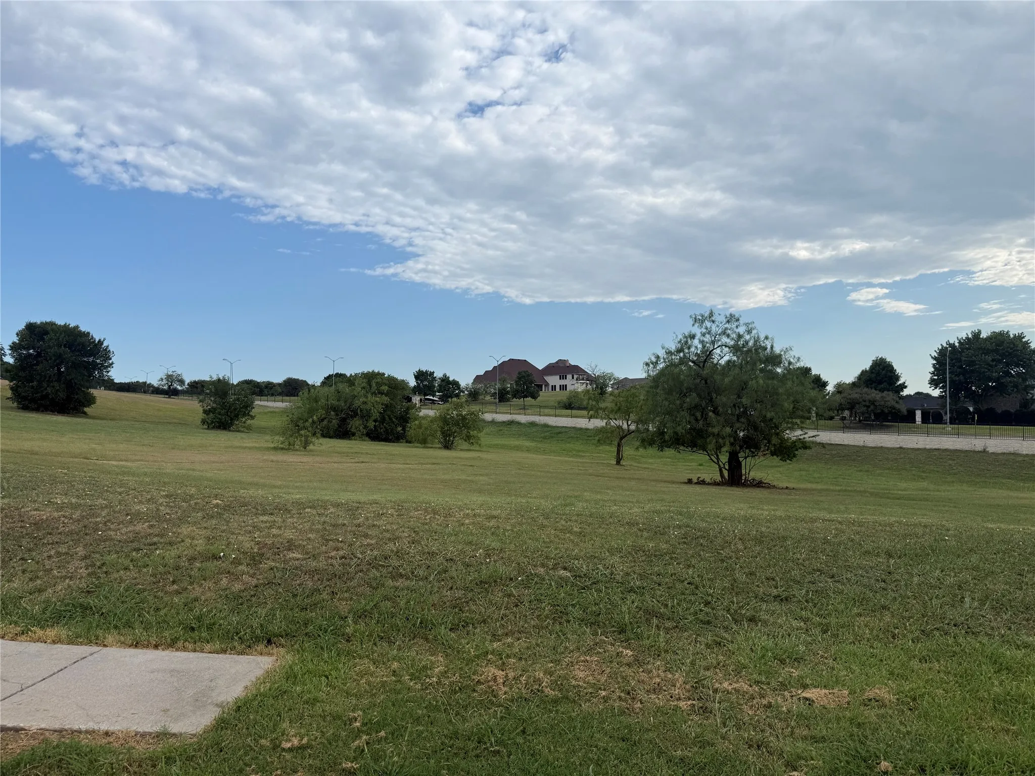 Unimproved Land For Sale in Dallas County , 435 Breezeway Court, Cedar Hill, Texas 75104, 0, 0, Garage spaces, 0 Sqft, built in 0, Price $165,000, mls#21354065, Real Estate Agent in Cedar Hill, Homes For Sale in Dallas county, Homes For Sale in Cedar Hill, Realtor in Cedar Hill Texas, Real Estate Brokerage Independent Realty Texas, Luminita Cordes Realtor