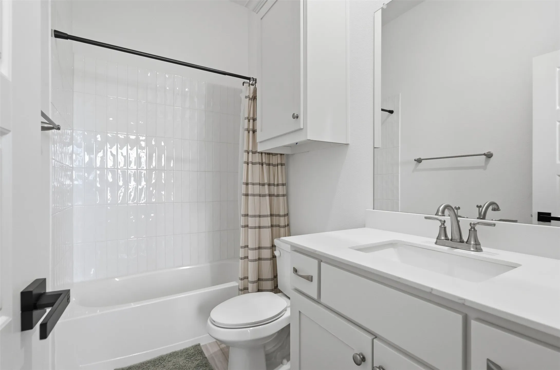 Single Family Residence For Sale in Rockwall County , 156 Settlement Lane, Mclendon Chisholm, Texas 75032, 5 Bedroom, 5 Bathroom, 3 Garage spaces, 3,970 Sqft, built in 2023, mls#21354431, Real Estate Agent in Mclendon Chisholm, Homes For Sale in Rockwall county, Homes For Sale in Mclendon Chisholm, Realtor in Mclendon Chisholm Texas, Real Estate Brokerage Independent Realty Texas, Luminita Cordes Realtor