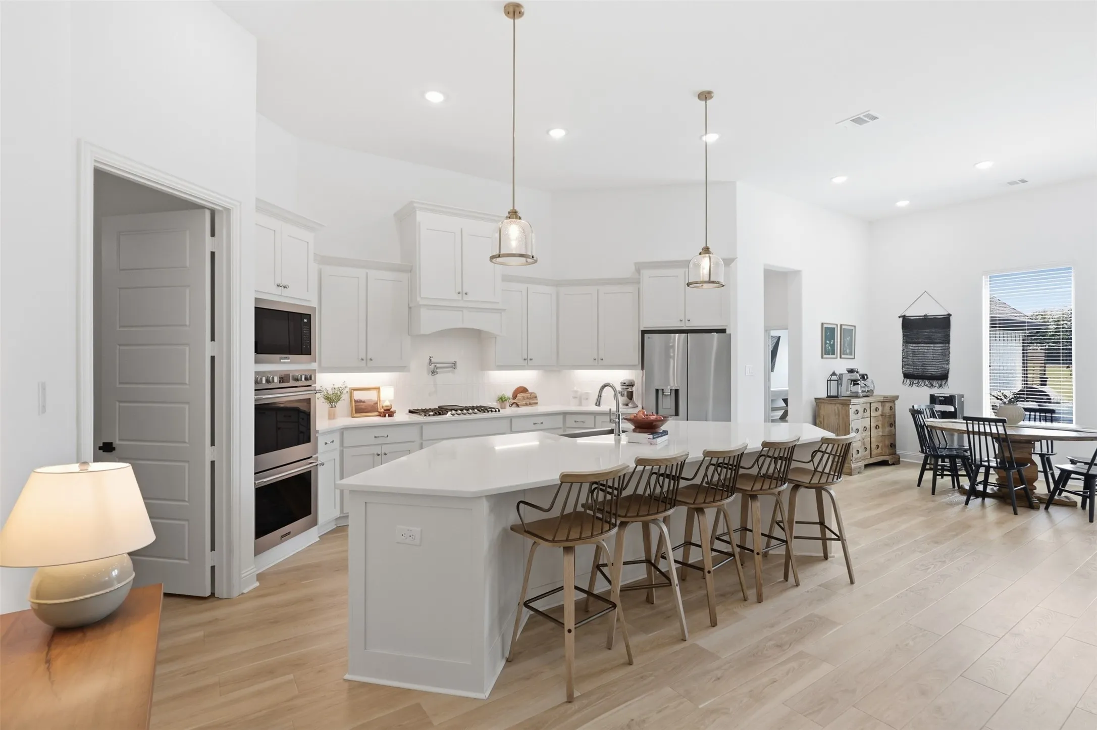 Single Family Residence For Sale in Rockwall County , 156 Settlement Lane, Mclendon Chisholm, Texas 75032, 5 Bedroom, 5 Bathroom, 3 Garage spaces, 3,970 Sqft, built in 2023, mls#21354431, Real Estate Agent in Mclendon Chisholm, Homes For Sale in Rockwall county, Homes For Sale in Mclendon Chisholm, Realtor in Mclendon Chisholm Texas, Real Estate Brokerage Independent Realty Texas, Luminita Cordes Realtor