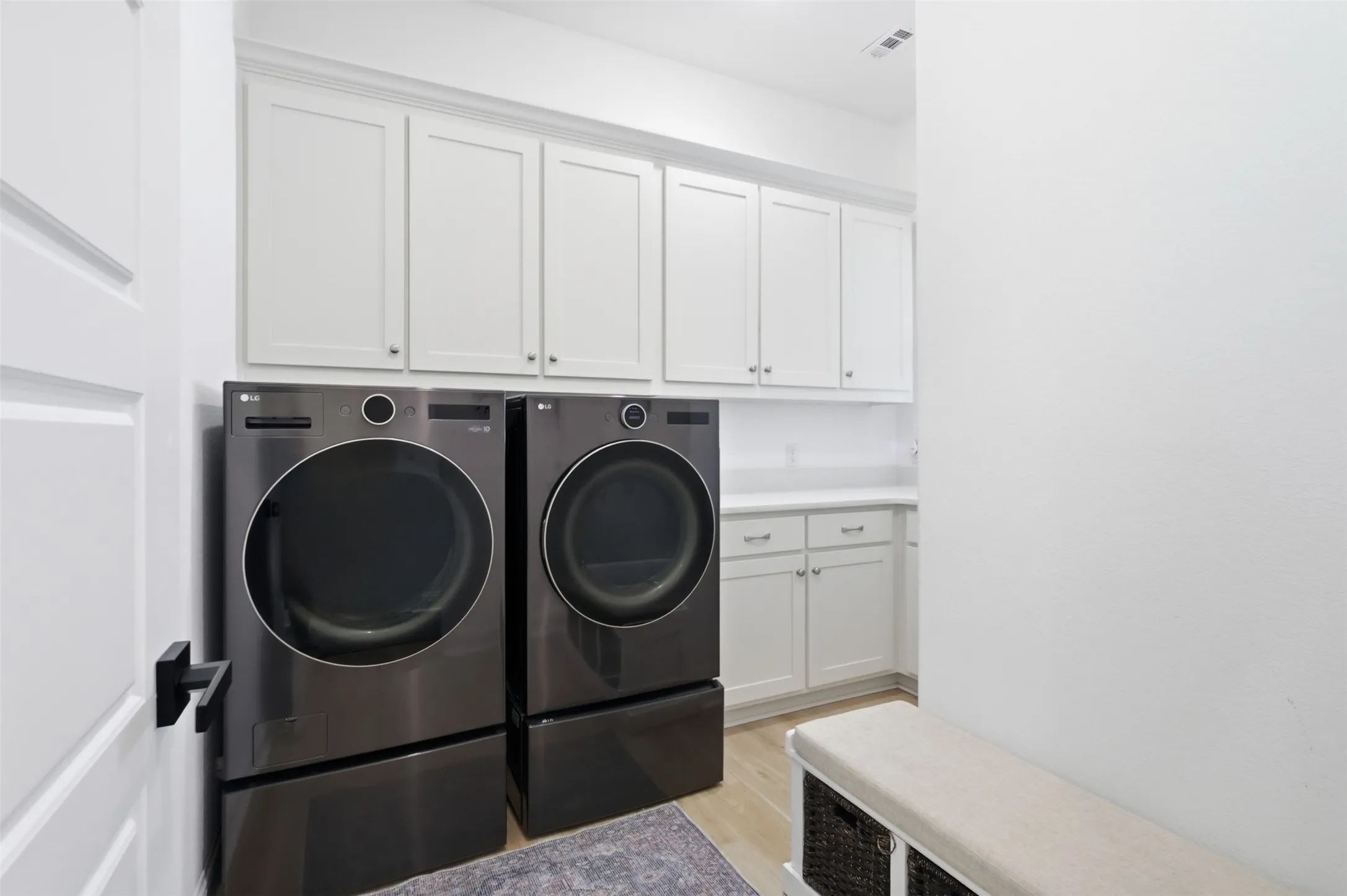 Single Family Residence For Sale in Rockwall County , 156 Settlement Lane, Mclendon Chisholm, Texas 75032, 5 Bedroom, 5 Bathroom, 3 Garage spaces, 3,970 Sqft, built in 2023, mls#21354431, Real Estate Agent in Mclendon Chisholm, Homes For Sale in Rockwall county, Homes For Sale in Mclendon Chisholm, Realtor in Mclendon Chisholm Texas, Real Estate Brokerage Independent Realty Texas, Luminita Cordes Realtor