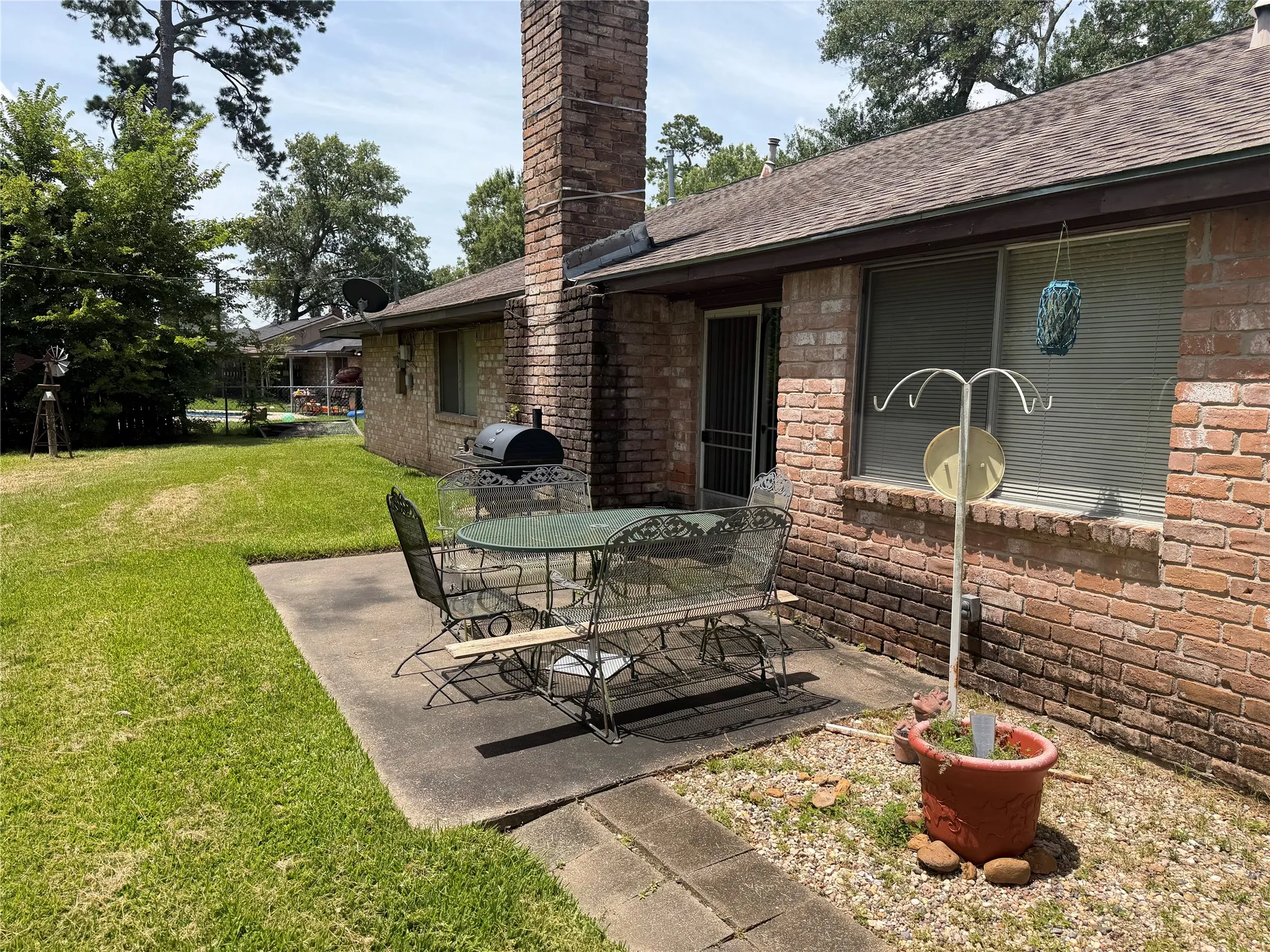 Single Family Residence For Sale in Harris County , 24610 Shellbrook Drive, Houston, Texas 77336, 3 Bedroom, 2 Bathroom, 2 Garage spaces, 1,721 Sqft, built in 1976, mls#21354597, Real Estate Agent in Houston, Homes For Sale in Harris county, Homes For Sale in Houston, Realtor in Houston Texas, Real Estate Brokerage Independent Realty Texas, Luminita Cordes Realtor
