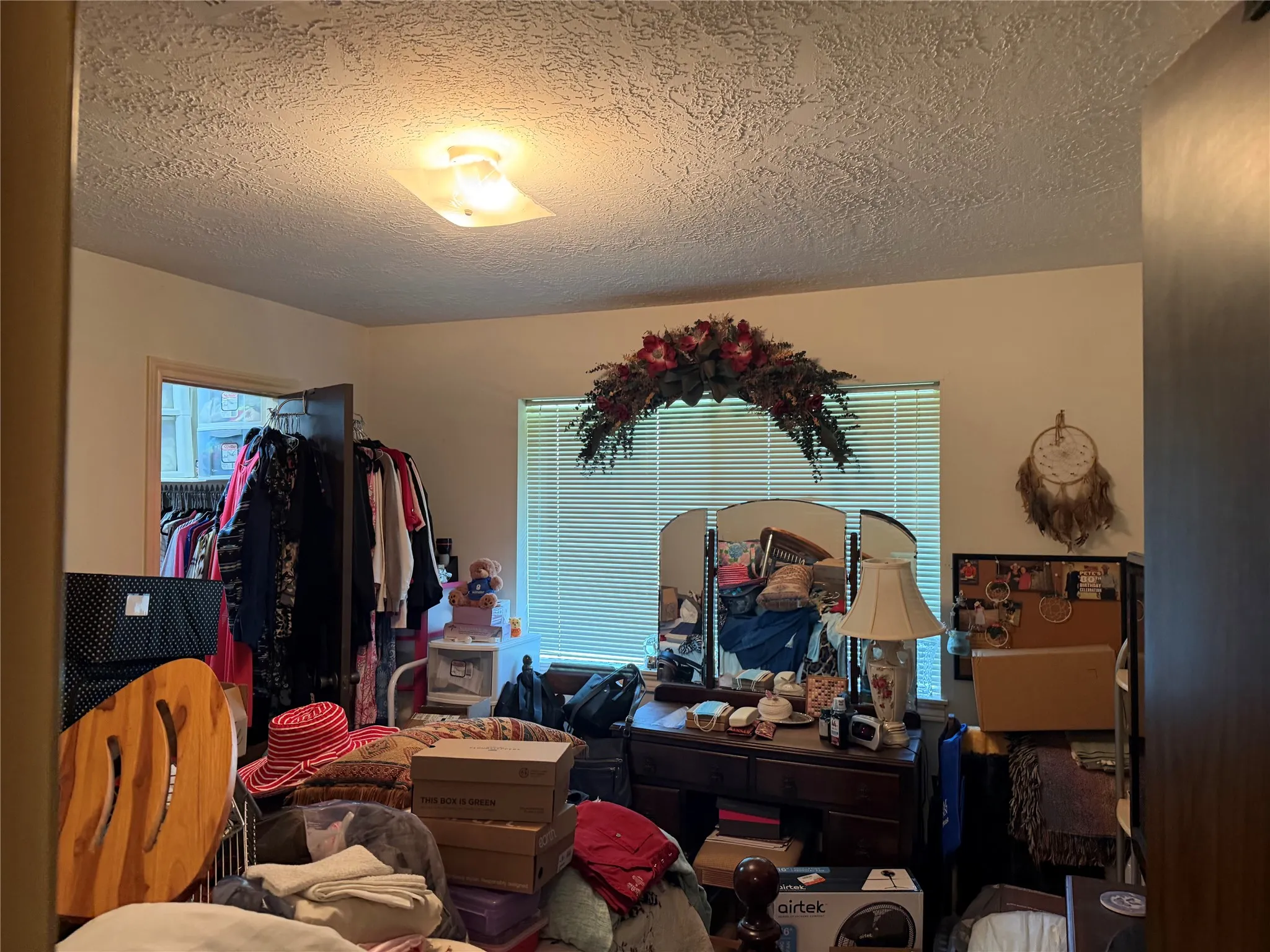 Single Family Residence For Sale in Harris County , 24610 Shellbrook Drive, Houston, Texas 77336, 3 Bedroom, 2 Bathroom, 2 Garage spaces, 1,721 Sqft, built in 1976, mls#21354597, Real Estate Agent in Houston, Homes For Sale in Harris county, Homes For Sale in Houston, Realtor in Houston Texas, Real Estate Brokerage Independent Realty Texas, Luminita Cordes Realtor
