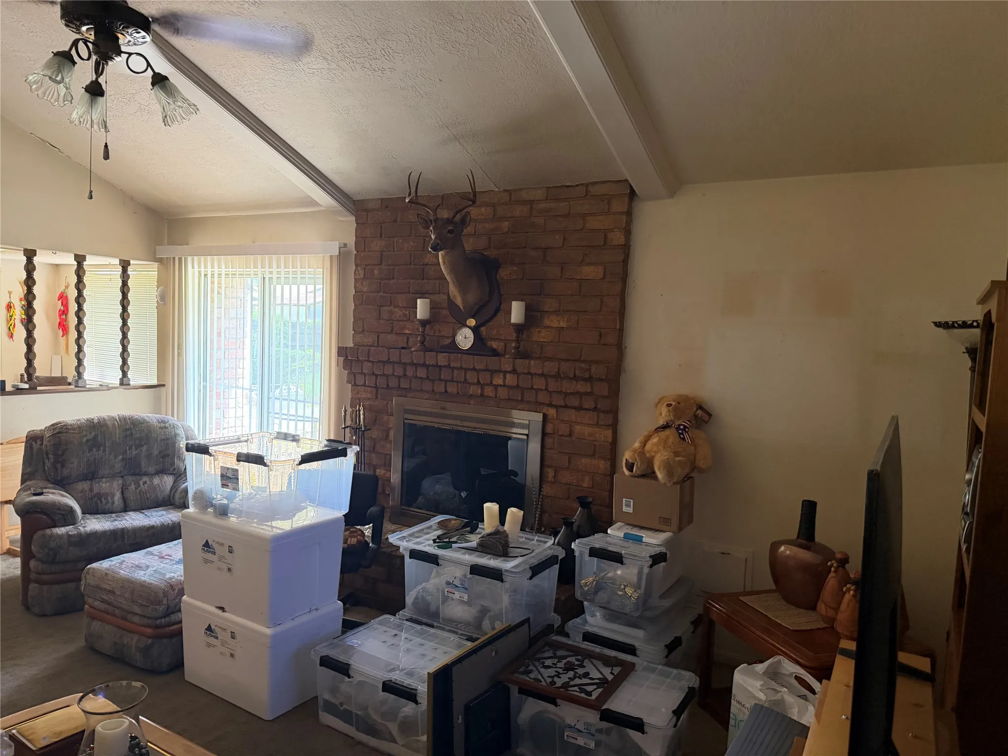 Single Family Residence For Sale in Harris County , 24610 Shellbrook Drive, Houston, Texas 77336, 3 Bedroom, 2 Bathroom, 2 Garage spaces, 1,721 Sqft, built in 1976, mls#21354597, Real Estate Agent in Houston, Homes For Sale in Harris county, Homes For Sale in Houston, Realtor in Houston Texas, Real Estate Brokerage Independent Realty Texas, Luminita Cordes Realtor