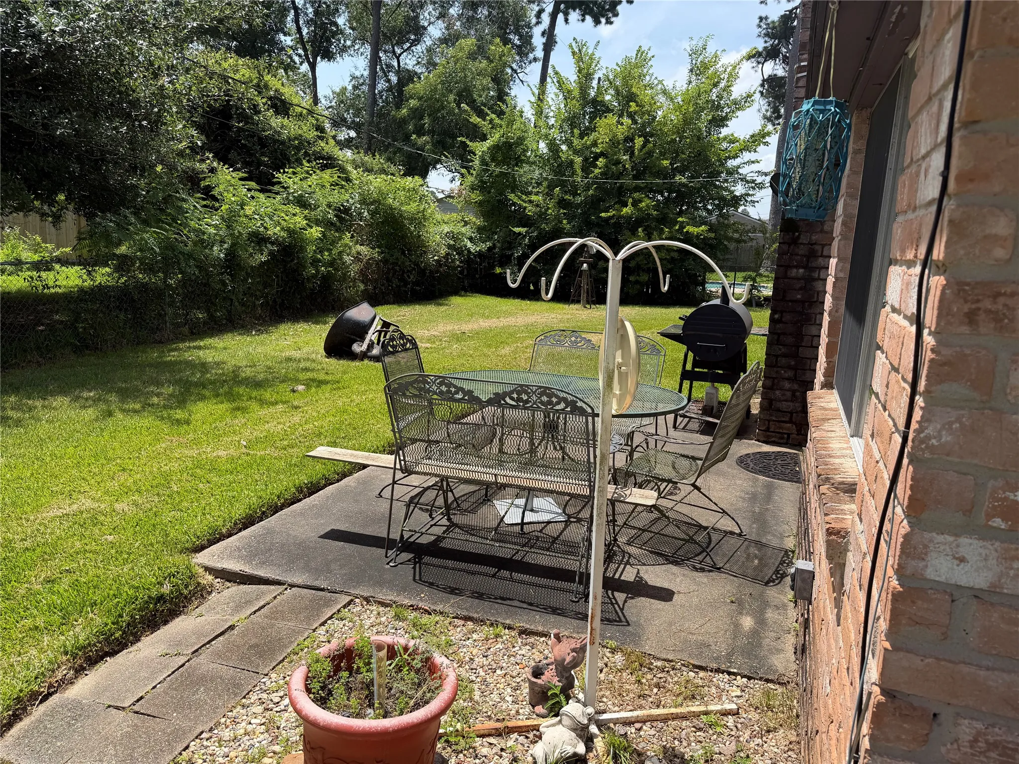 Single Family Residence For Sale in Harris County , 24610 Shellbrook Drive, Houston, Texas 77336, 3 Bedroom, 2 Bathroom, 2 Garage spaces, 1,721 Sqft, built in 1976, mls#21354597, Real Estate Agent in Houston, Homes For Sale in Harris county, Homes For Sale in Houston, Realtor in Houston Texas, Real Estate Brokerage Independent Realty Texas, Luminita Cordes Realtor