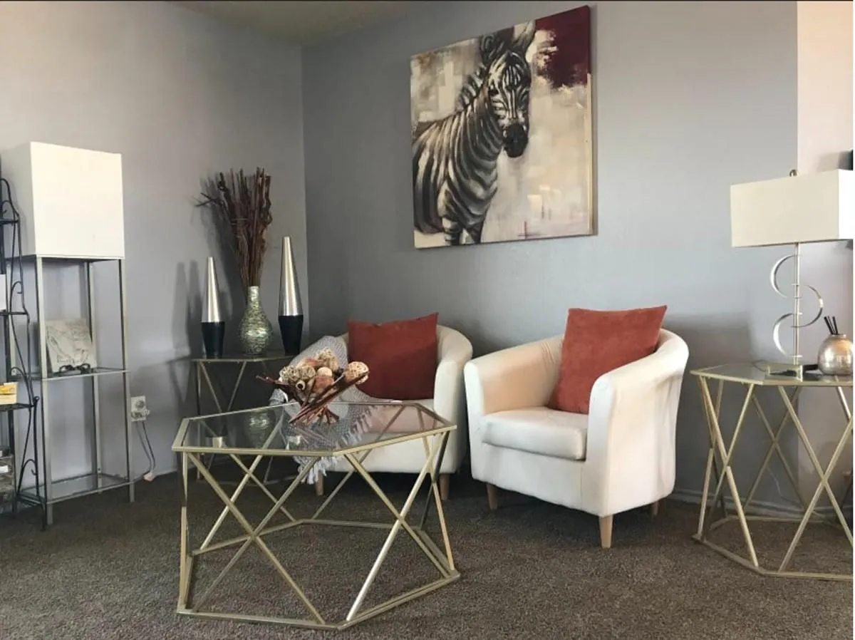Single Family Residence For Sale in Tarrant County , 208 Dakota Ridge Drive, Fort Worth, Texas 76134, 5 Bedrooms, 4 Bathrooms, 2 Garage spaces, 3,209 Sqft, built in 2005, Price $289,500, mls#21354603, Real Estate Agent in Fort Worth, Homes For Sale in Tarrant county, Homes For Sale in Fort Worth, Realtor in Fort Worth Texas, Real Estate Brokerage Independent Realty Texas, Luminita Cordes Realtor