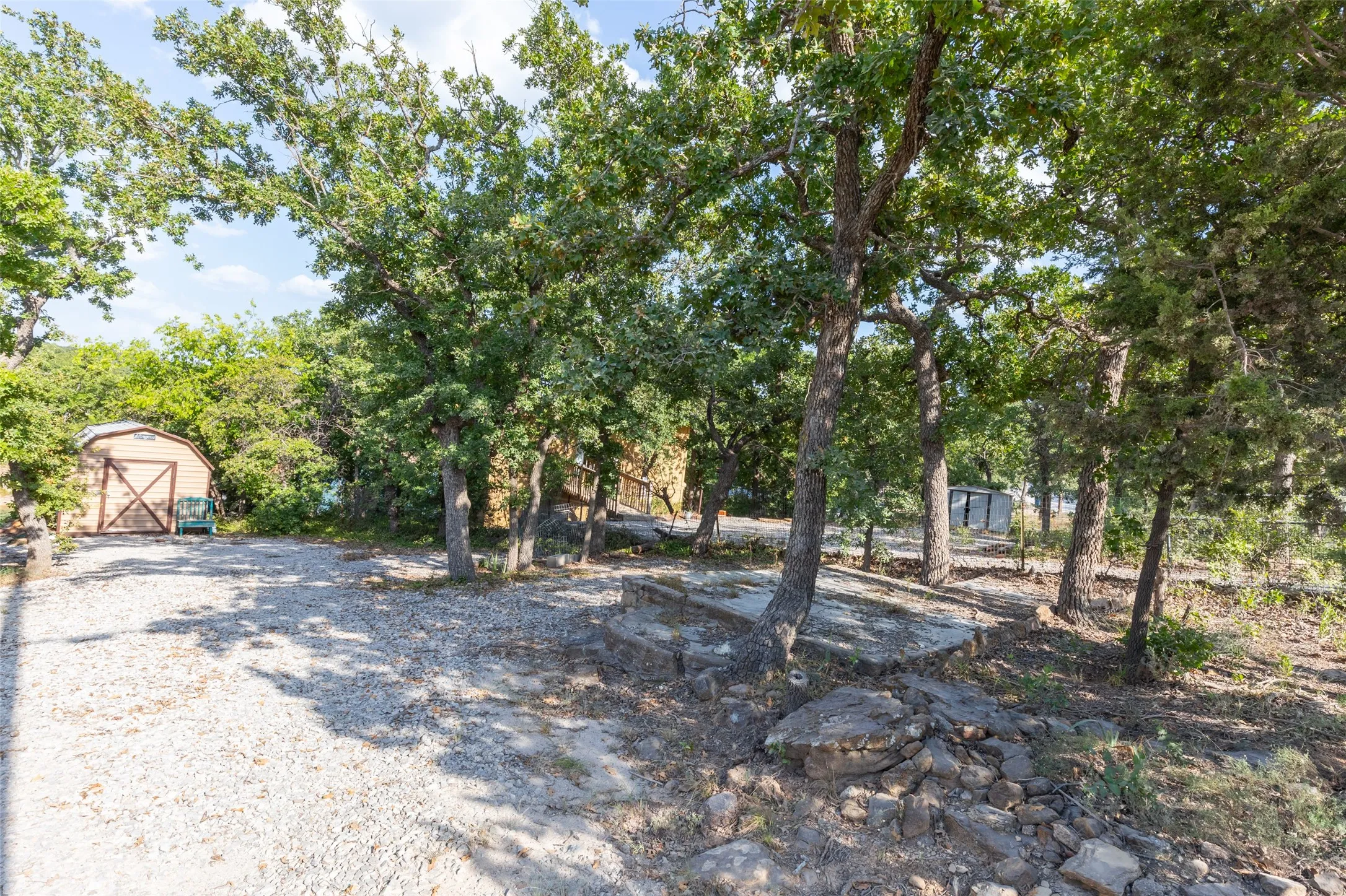 Single Family Residence For Sale in Eastland County , 481 North Shore Drive, Cisco, Texas 76437, 2 Bedroom, 1 Bathroom, Garage spaces, 720 Sqft, built in 1950, Price $375,000, mls#21354561, Real Estate Agent in Cisco, Homes For Sale in Eastland county, Homes For Sale in Cisco, Realtor in Cisco Texas, Real Estate Brokerage Independent Realty Texas, Luminita Cordes Realtor
