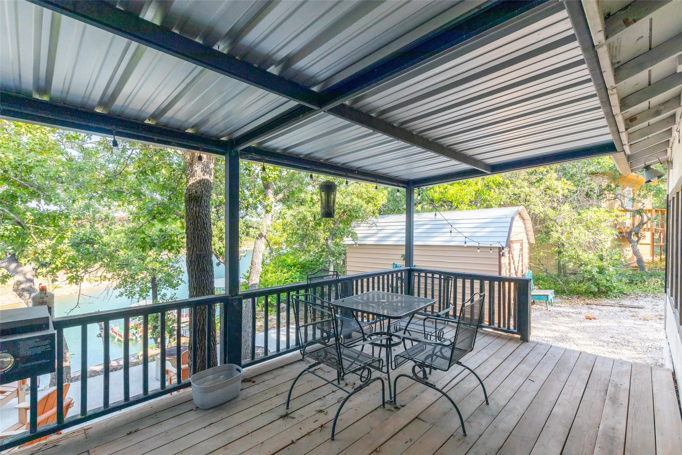 Single Family Residence For Sale in Eastland County , 481 North Shore Drive, Cisco, Texas 76437, 2 Bedroom, 1 Bathroom, Garage spaces, 720 Sqft, built in 1950, Price $375,000, mls#21354561, Real Estate Agent in Cisco, Homes For Sale in Eastland county, Homes For Sale in Cisco, Realtor in Cisco Texas, Real Estate Brokerage Independent Realty Texas, Luminita Cordes Realtor