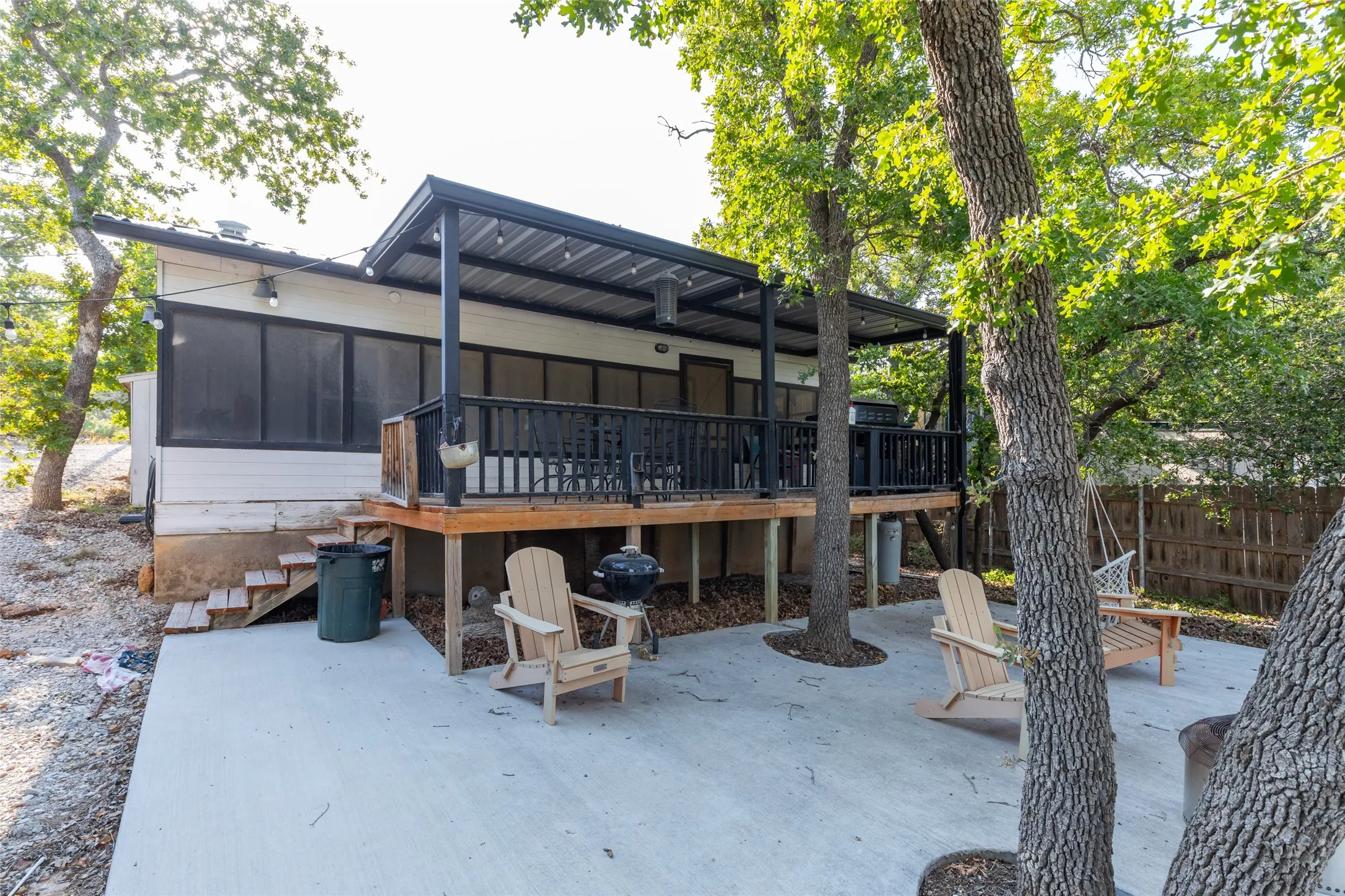 Single Family Residence For Sale in Eastland County , 481 North Shore Drive, Cisco, Texas 76437, 2 Bedroom, 1 Bathroom, Garage spaces, 720 Sqft, built in 1950, Price $375,000, mls#21354561, Real Estate Agent in Cisco, Homes For Sale in Eastland county, Homes For Sale in Cisco, Realtor in Cisco Texas, Real Estate Brokerage Independent Realty Texas, Luminita Cordes Realtor